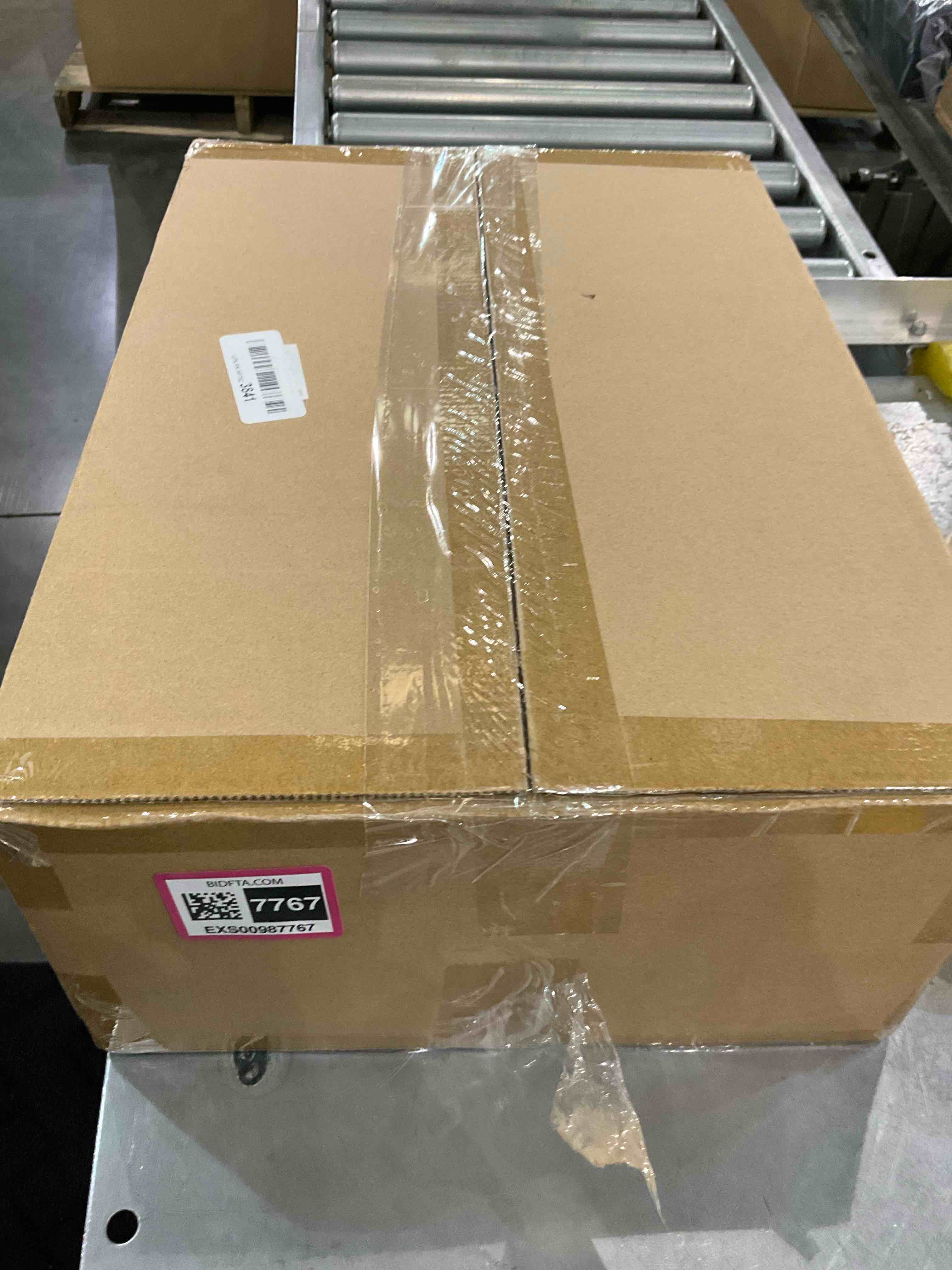 https://s3.amazonaws.com/lotting-images-prod/bidfta/EXS00987767_1704466556332.jpeg