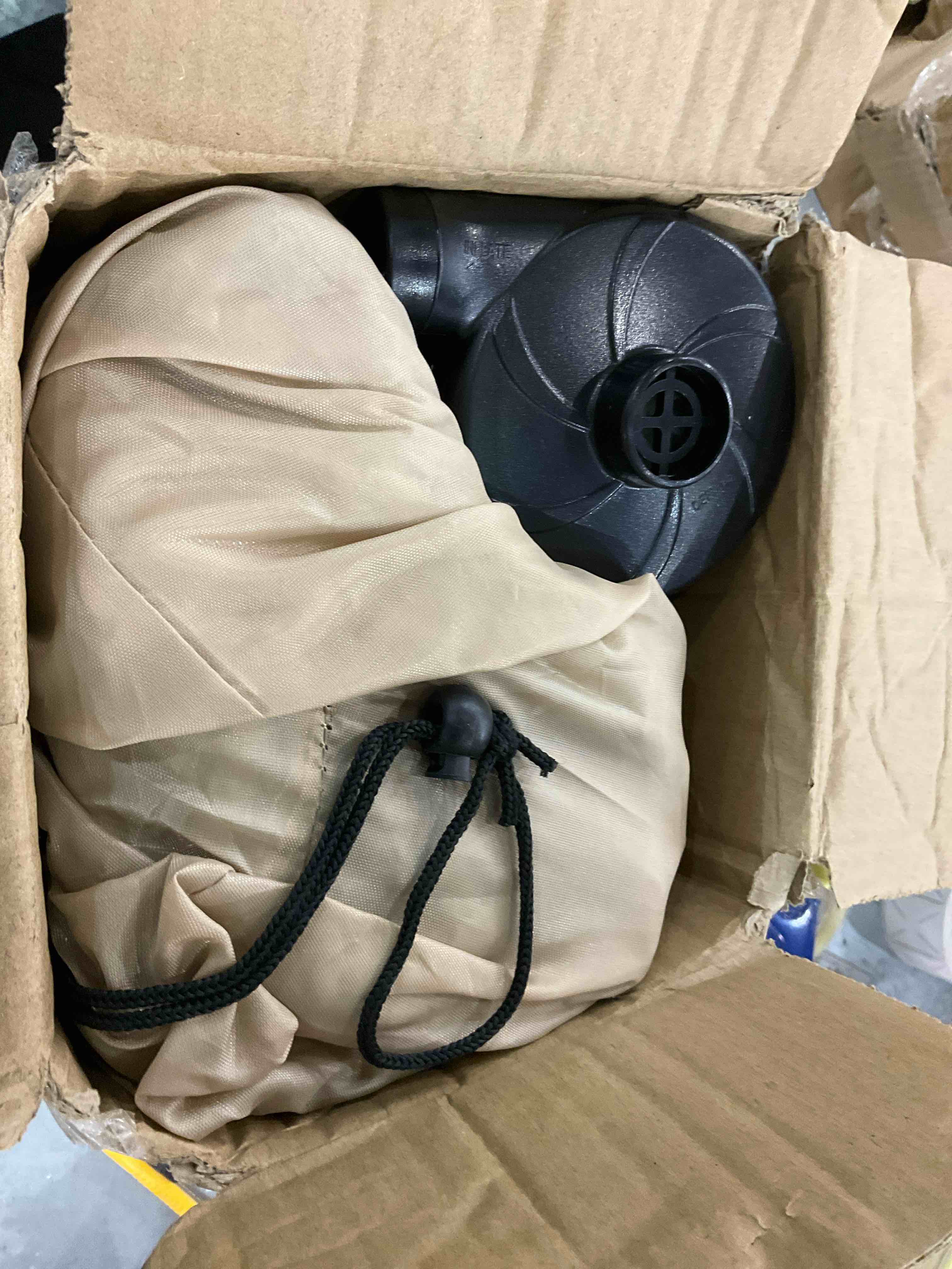 https://s3.amazonaws.com/lotting-images-prod/bidfta/EXS00987768_1704466636542.jpeg