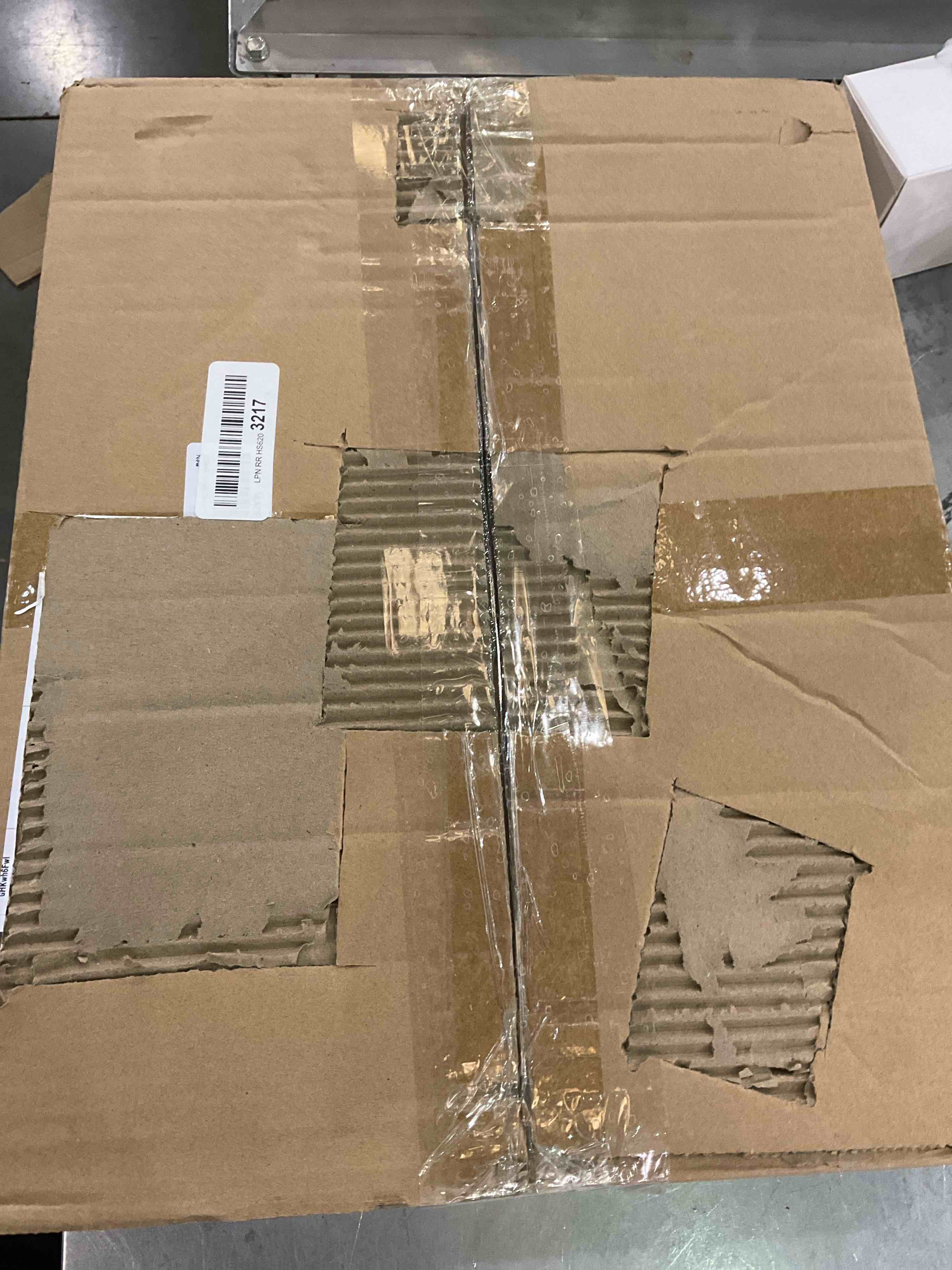 https://s3.amazonaws.com/lotting-images-prod/bidfta/EXS00987906_1704483909760.jpeg