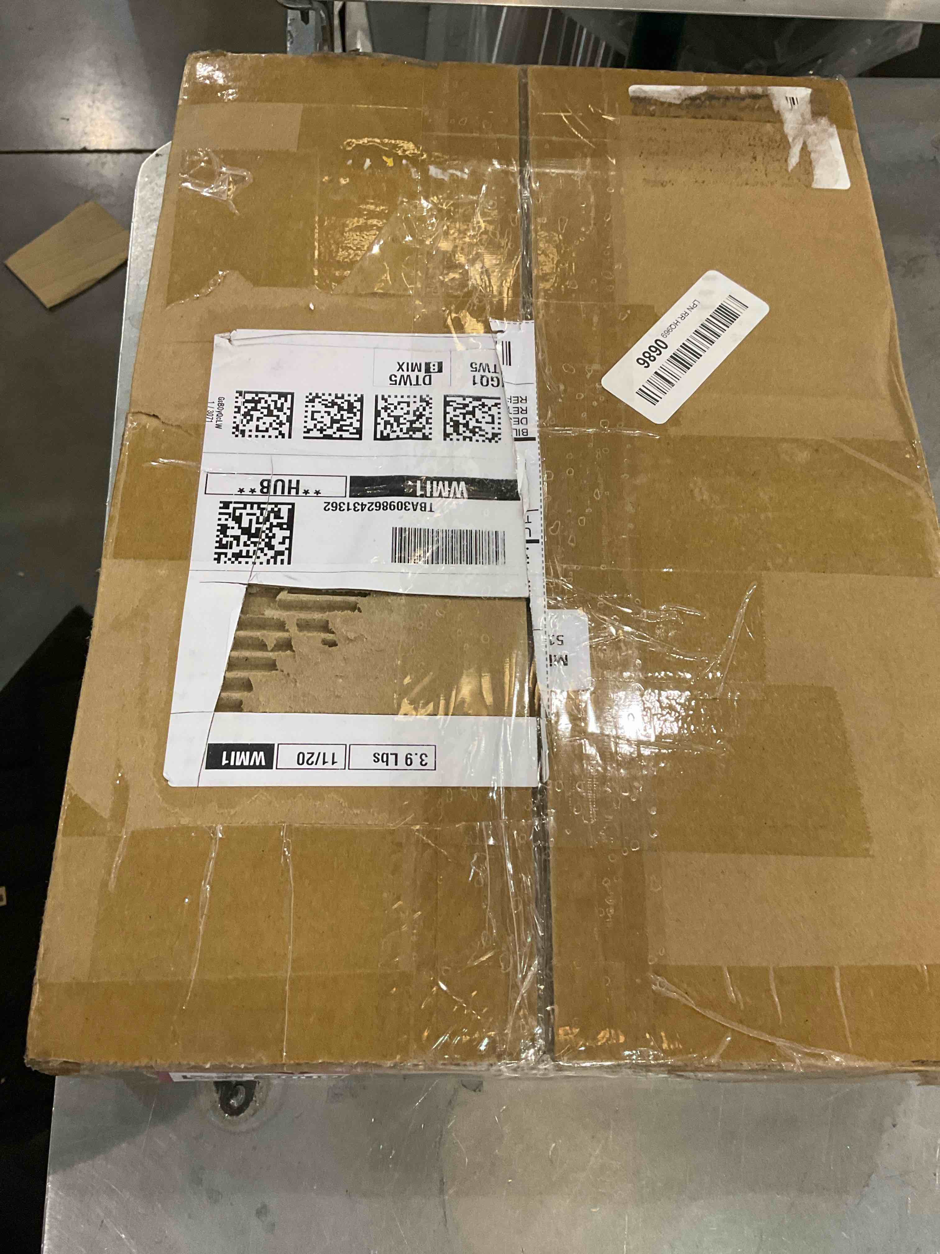 https://s3.amazonaws.com/lotting-images-prod/bidfta/EXS00987909_1704484137480.jpeg