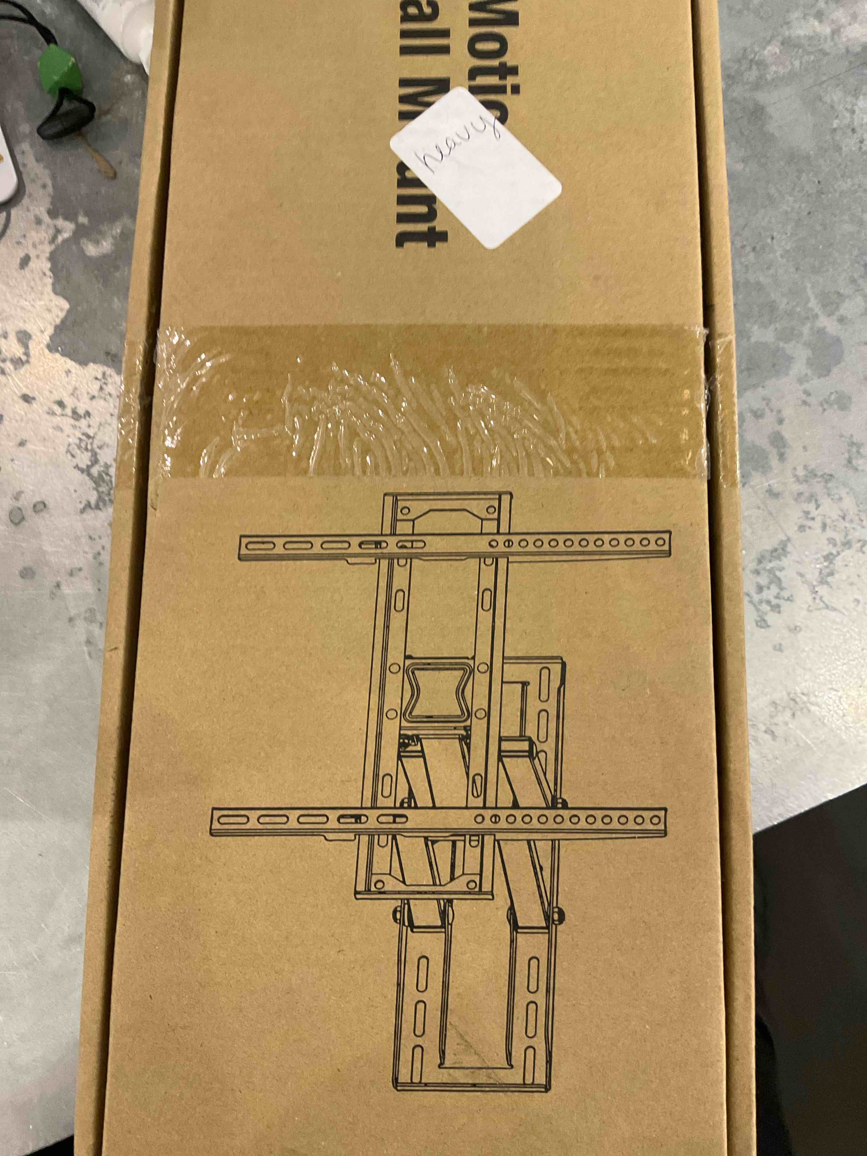 https://s3.amazonaws.com/lotting-images-prod/bidfta/EXS00988322_1705587949817.jpeg