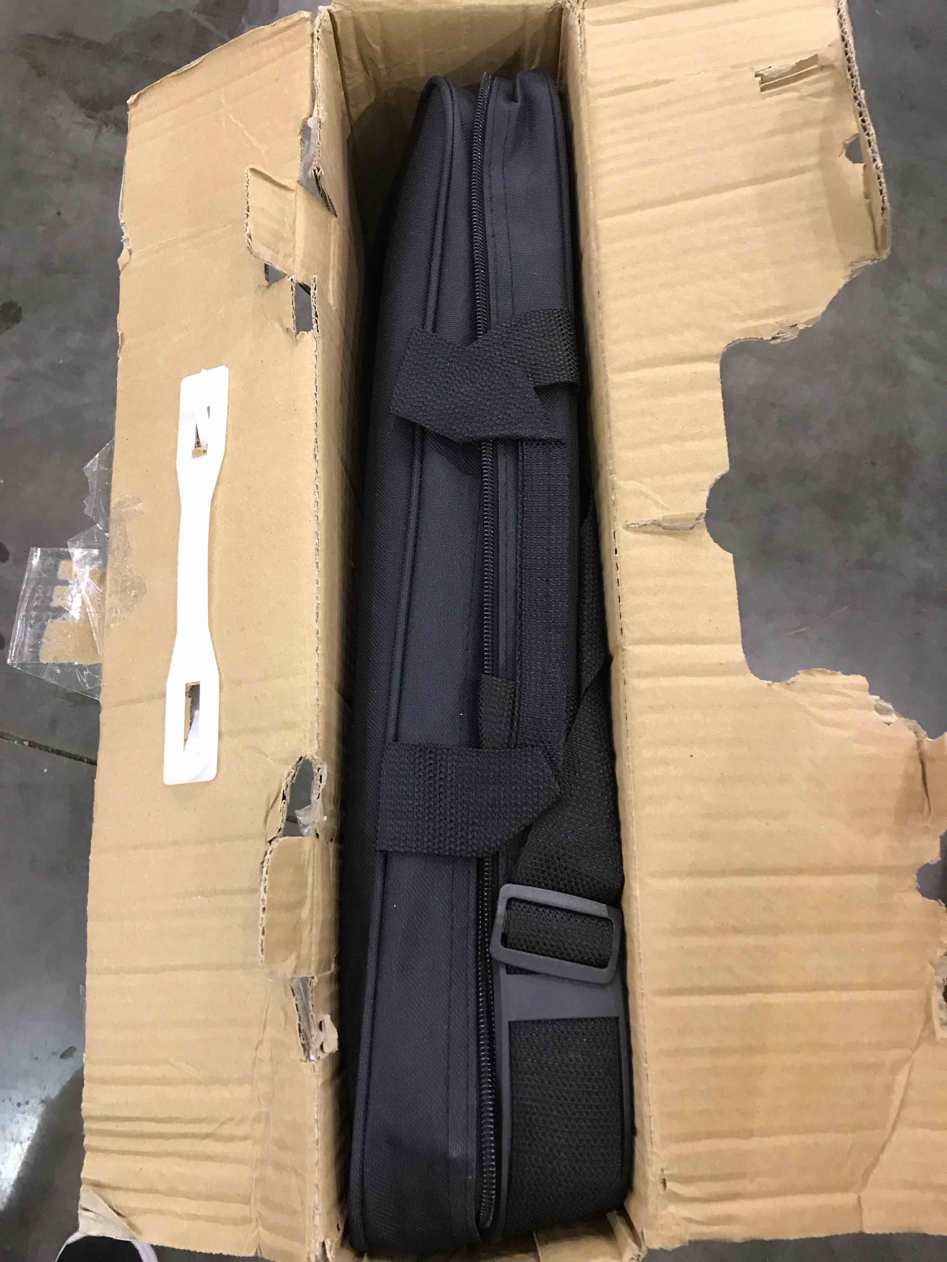 https://s3.amazonaws.com/lotting-images-prod/bidfta/EXS00989322_1704206757190.jpeg