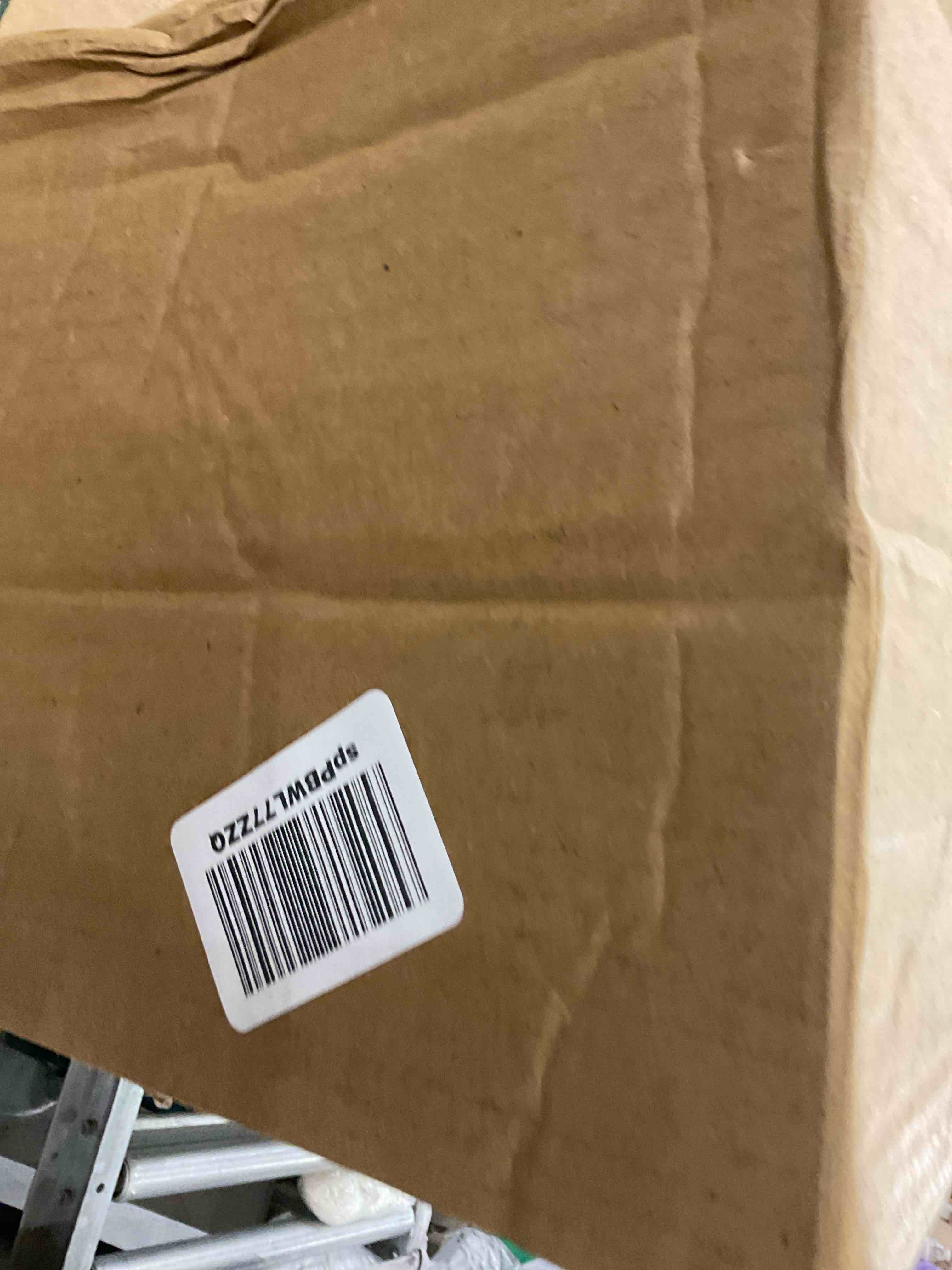 https://s3.amazonaws.com/lotting-images-prod/bidfta/EXS00990682_1704912927494.jpeg