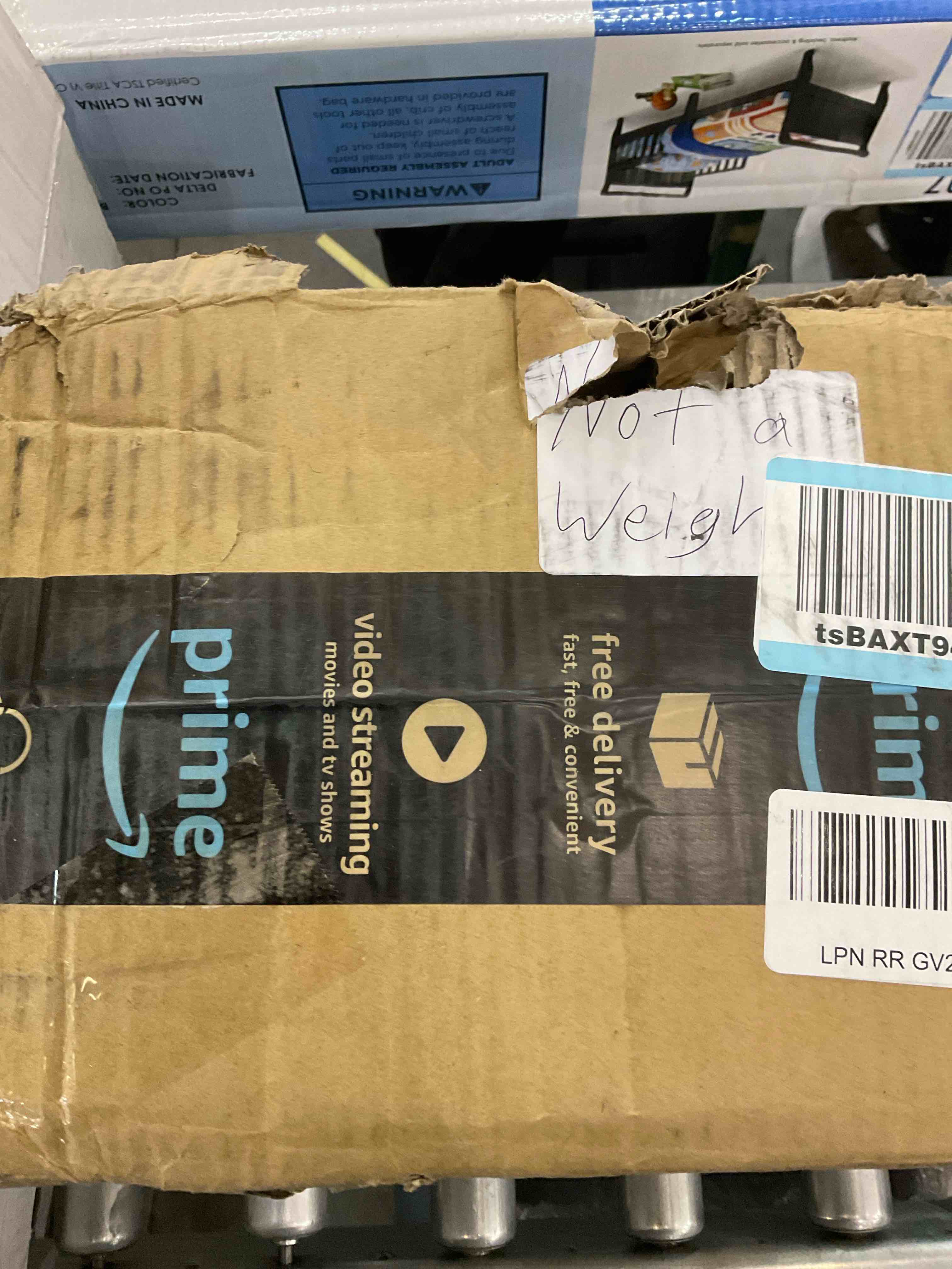 https://s3.amazonaws.com/lotting-images-prod/bidfta/EXS00990701_1704918750869.jpeg