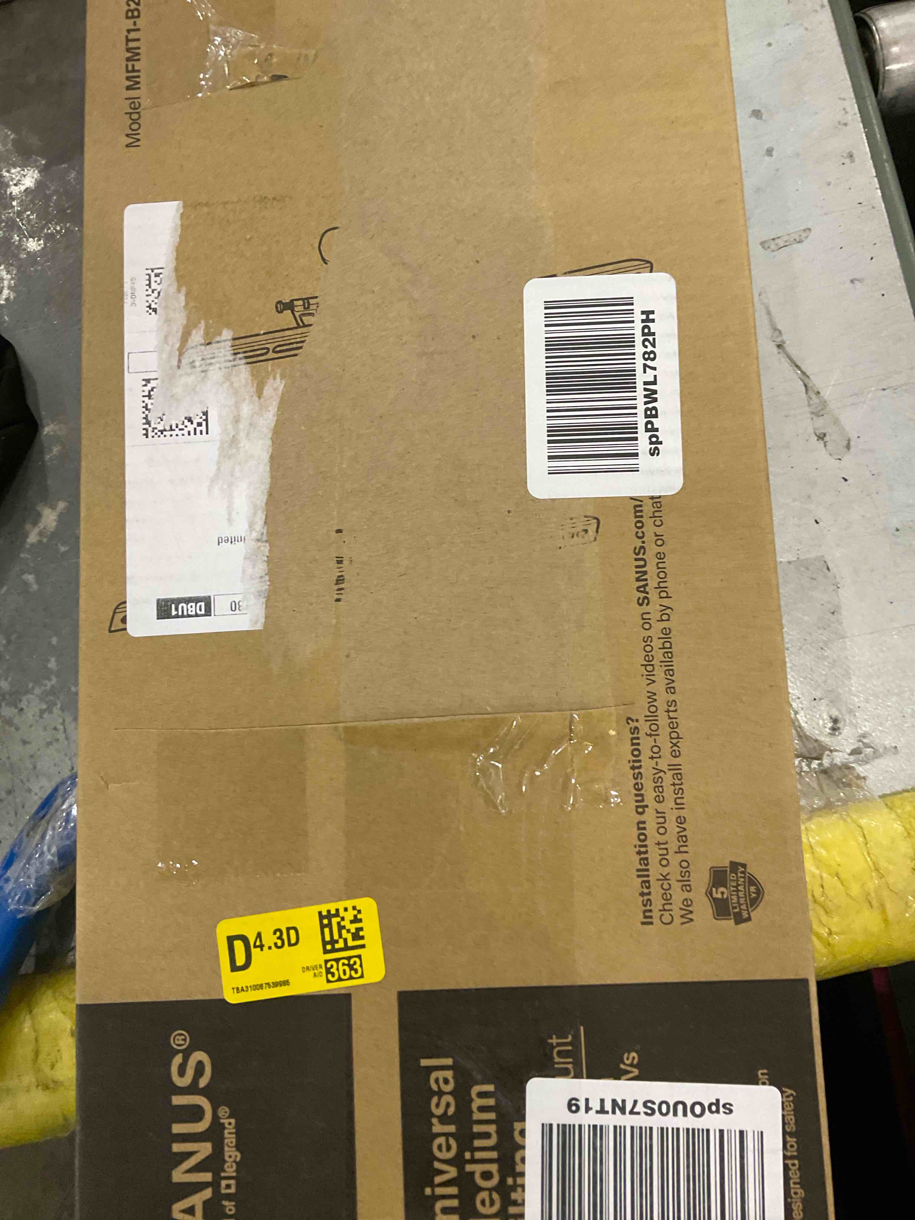 https://s3.amazonaws.com/lotting-images-prod/bidfta/EXS00990705_1704919312276.jpeg