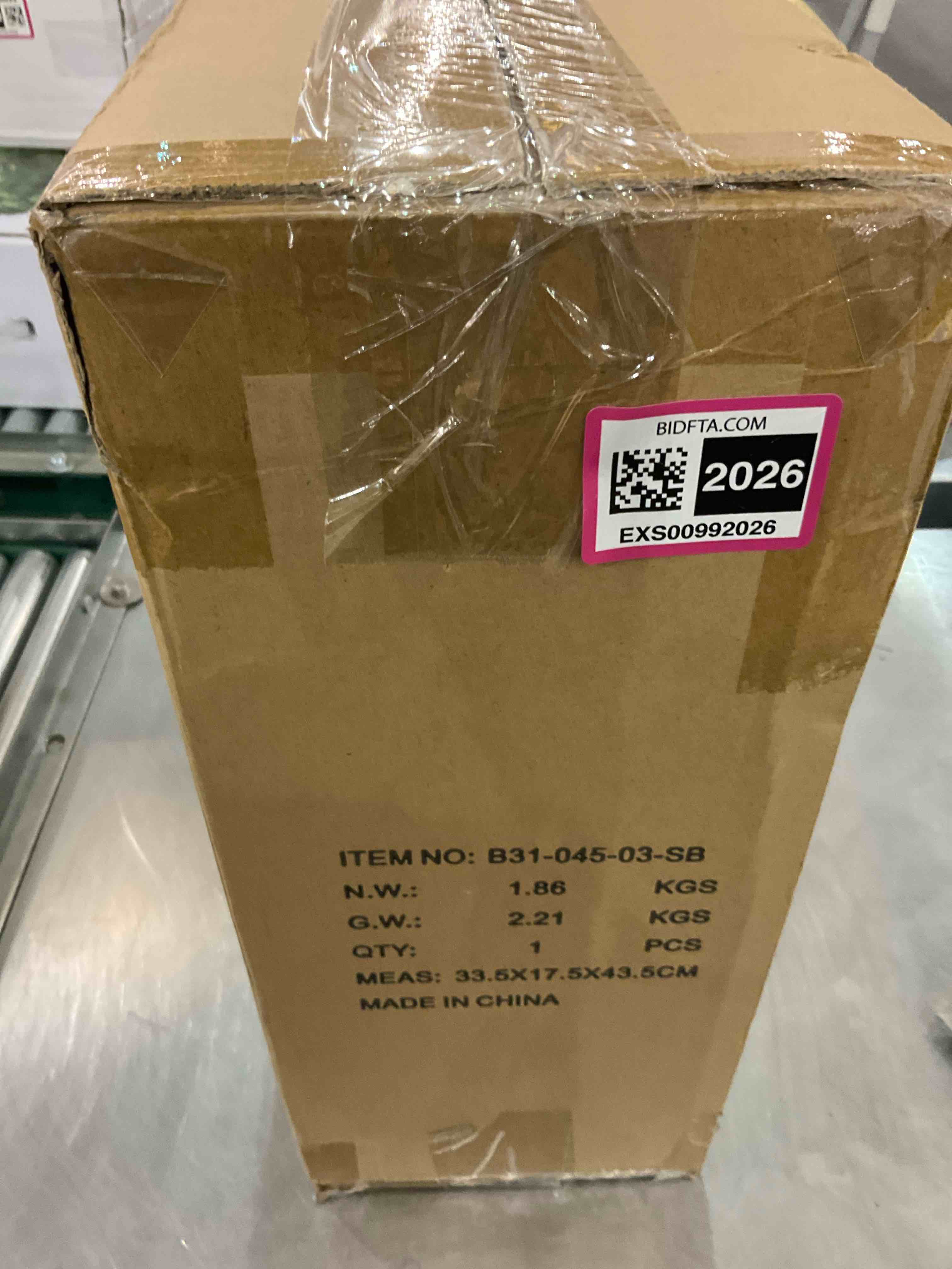 https://s3.amazonaws.com/lotting-images-prod/bidfta/EXS00992026_1704738316616.jpeg