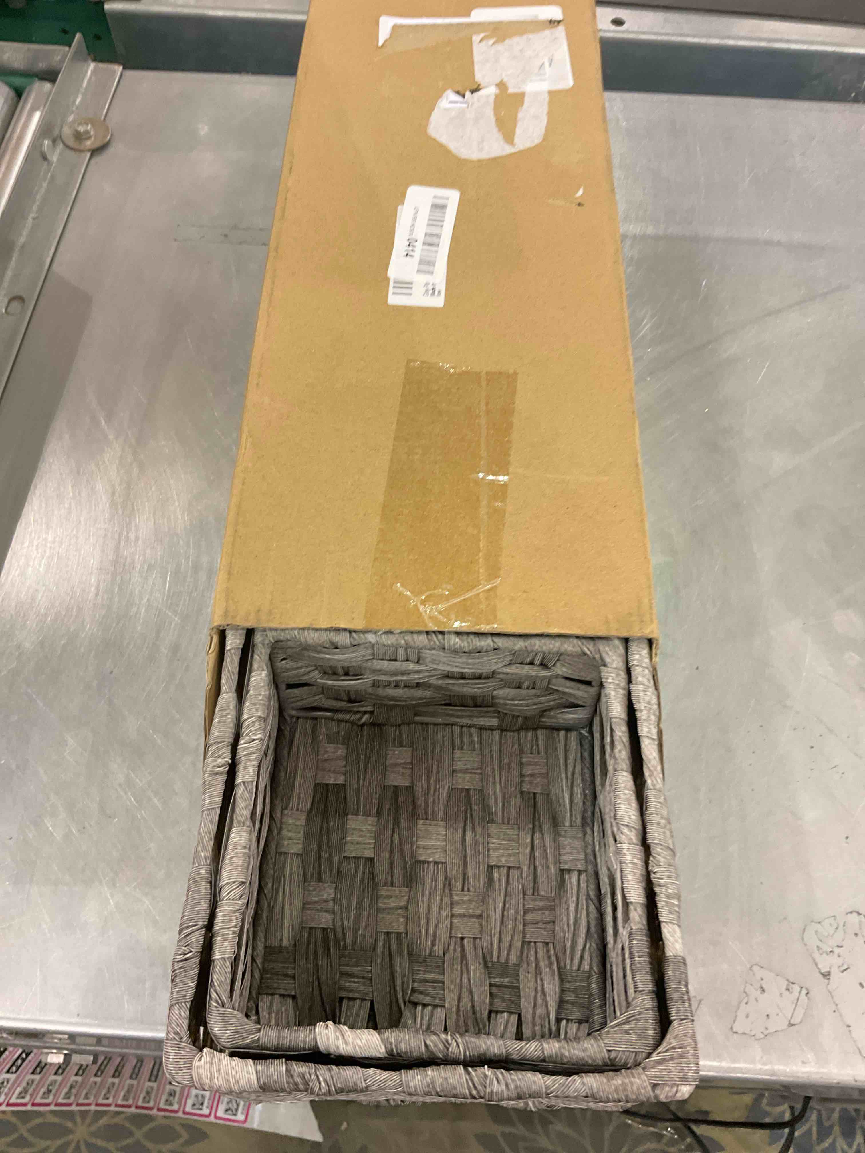 https://s3.amazonaws.com/lotting-images-prod/bidfta/EXS00992276_1704899410929.jpeg