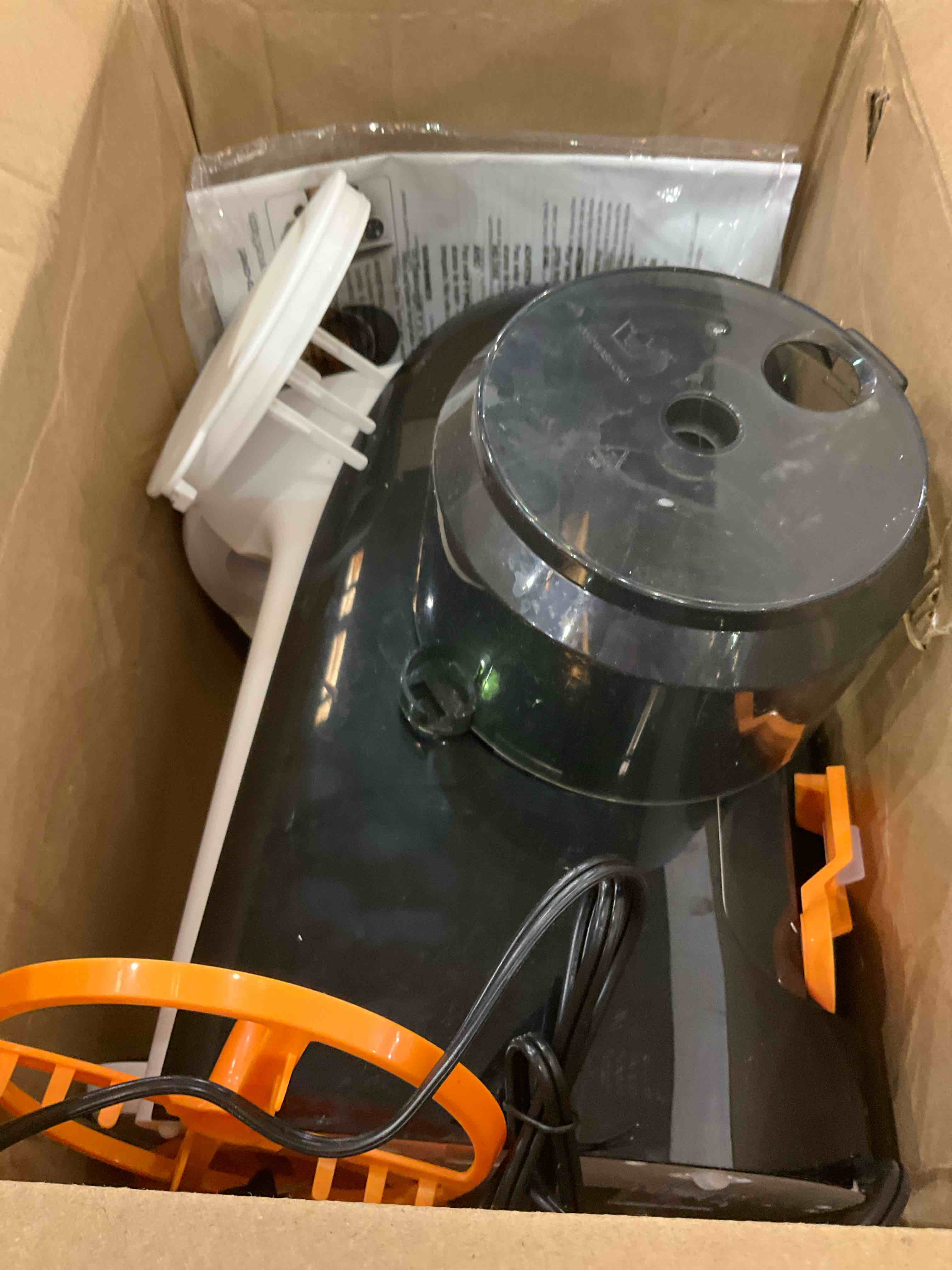 https://s3.amazonaws.com/lotting-images-prod/bidfta/EXS00992333_1704912518176.jpeg