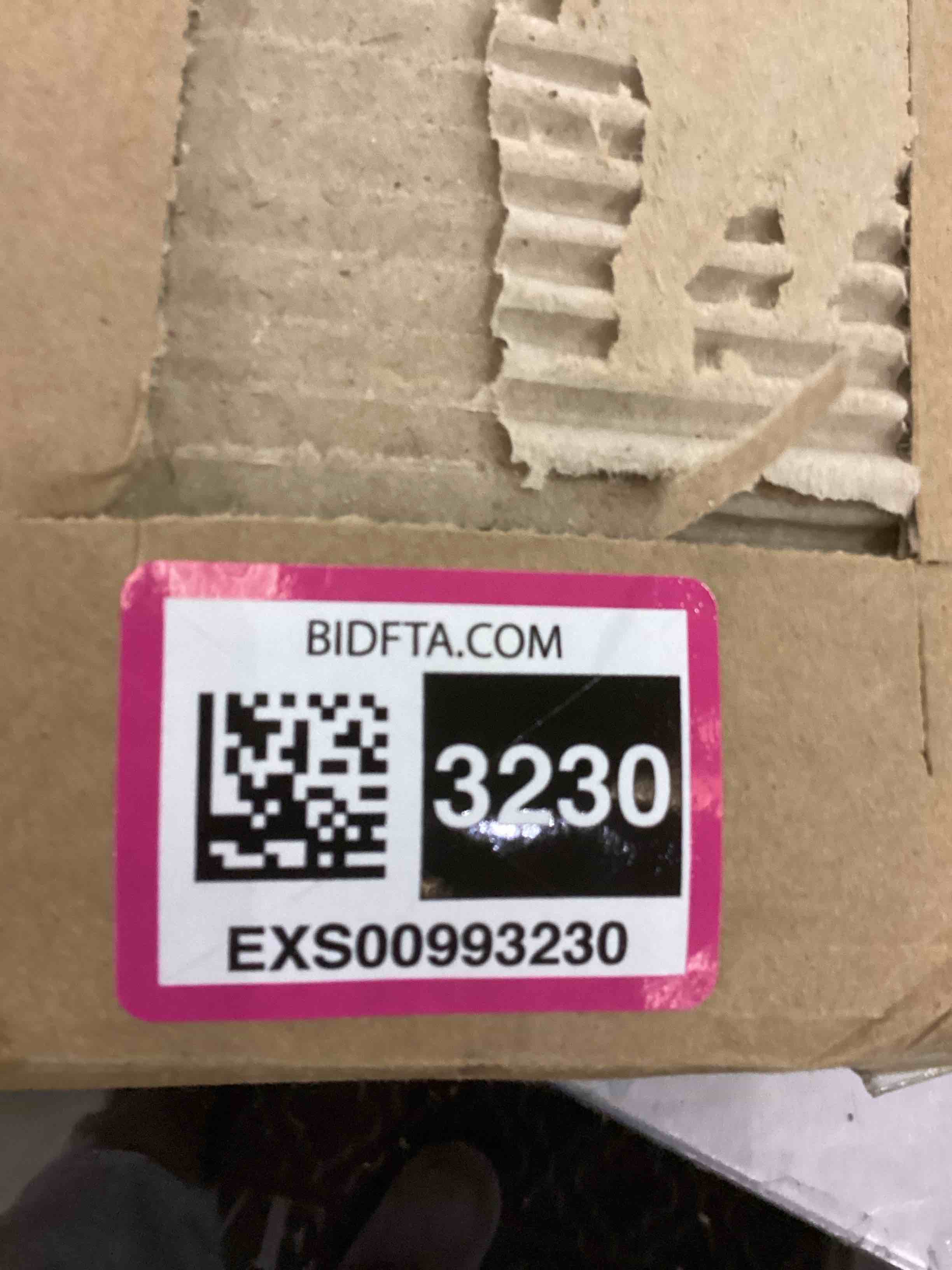 https://s3.amazonaws.com/lotting-images-prod/bidfta/EXS00993230_1704829176622.jpeg