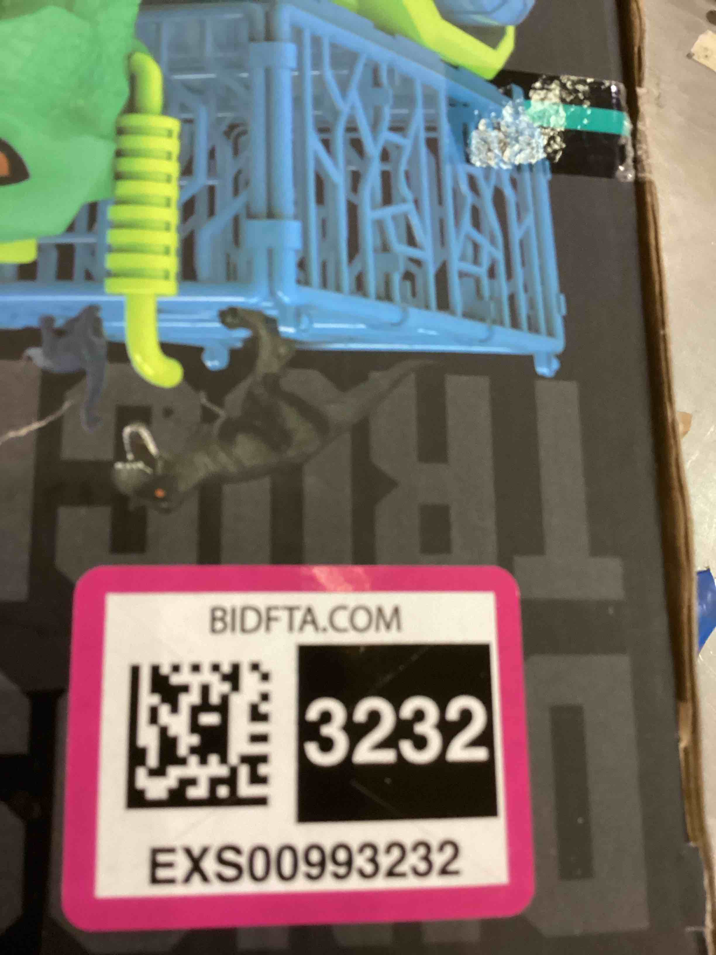 https://s3.amazonaws.com/lotting-images-prod/bidfta/EXS00993232_1704829415941.jpeg
