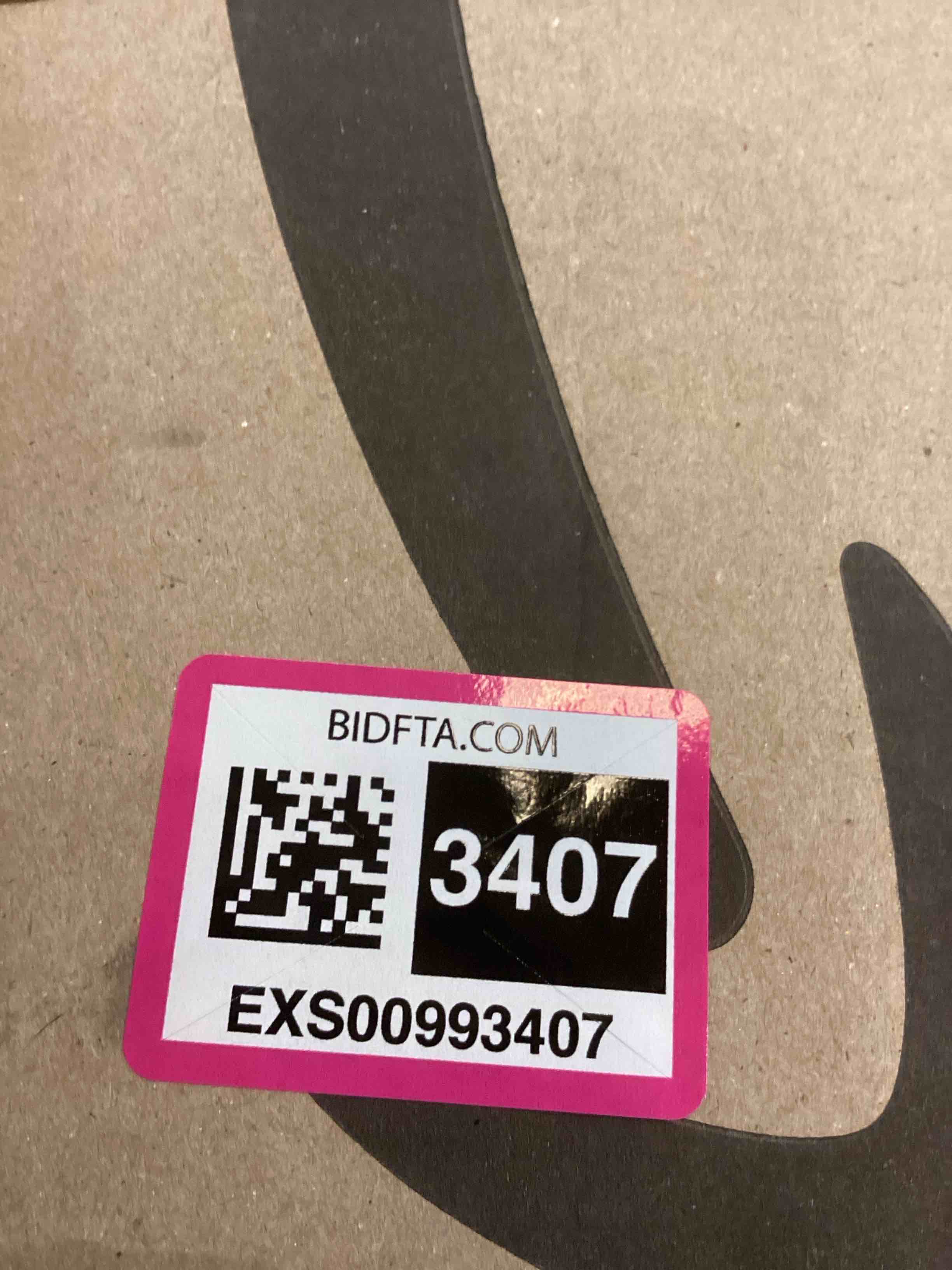 https://s3.amazonaws.com/lotting-images-prod/bidfta/EXS00993407_1704912801901.jpeg