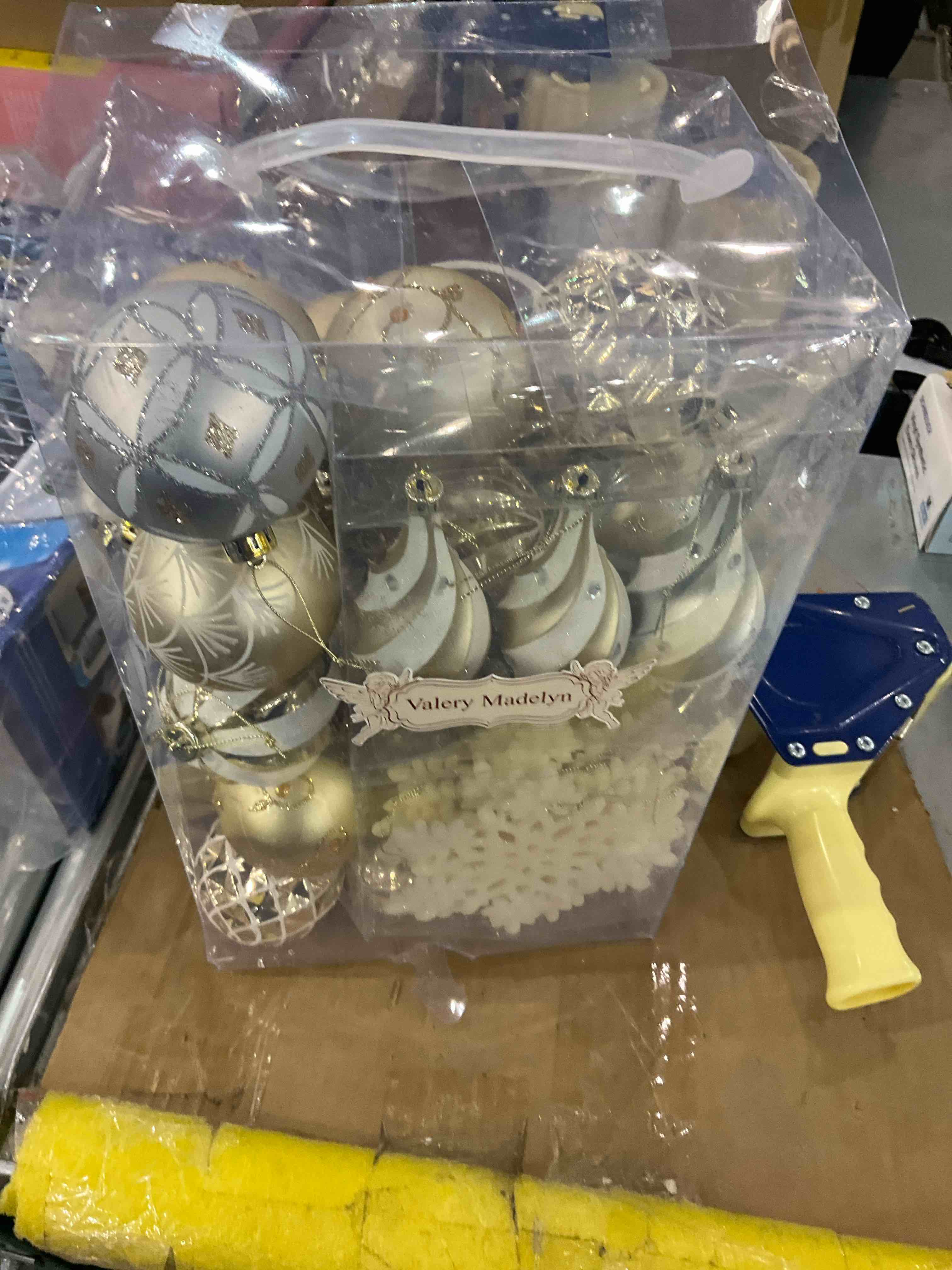 Valery Madelyn Christmas ornaments