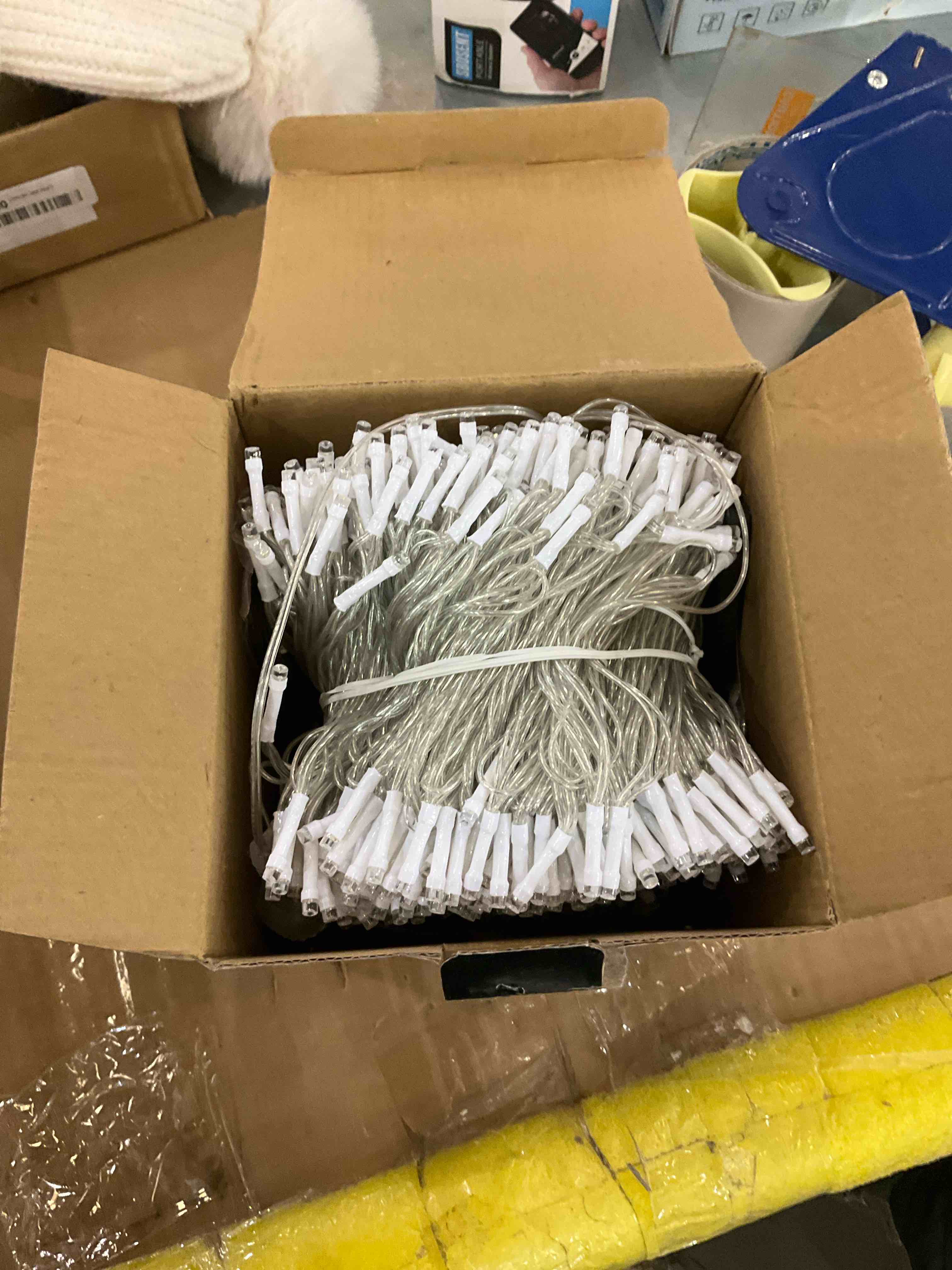 https://s3.amazonaws.com/lotting-images-prod/bidfta/EXS00993795_1705948225850.jpeg