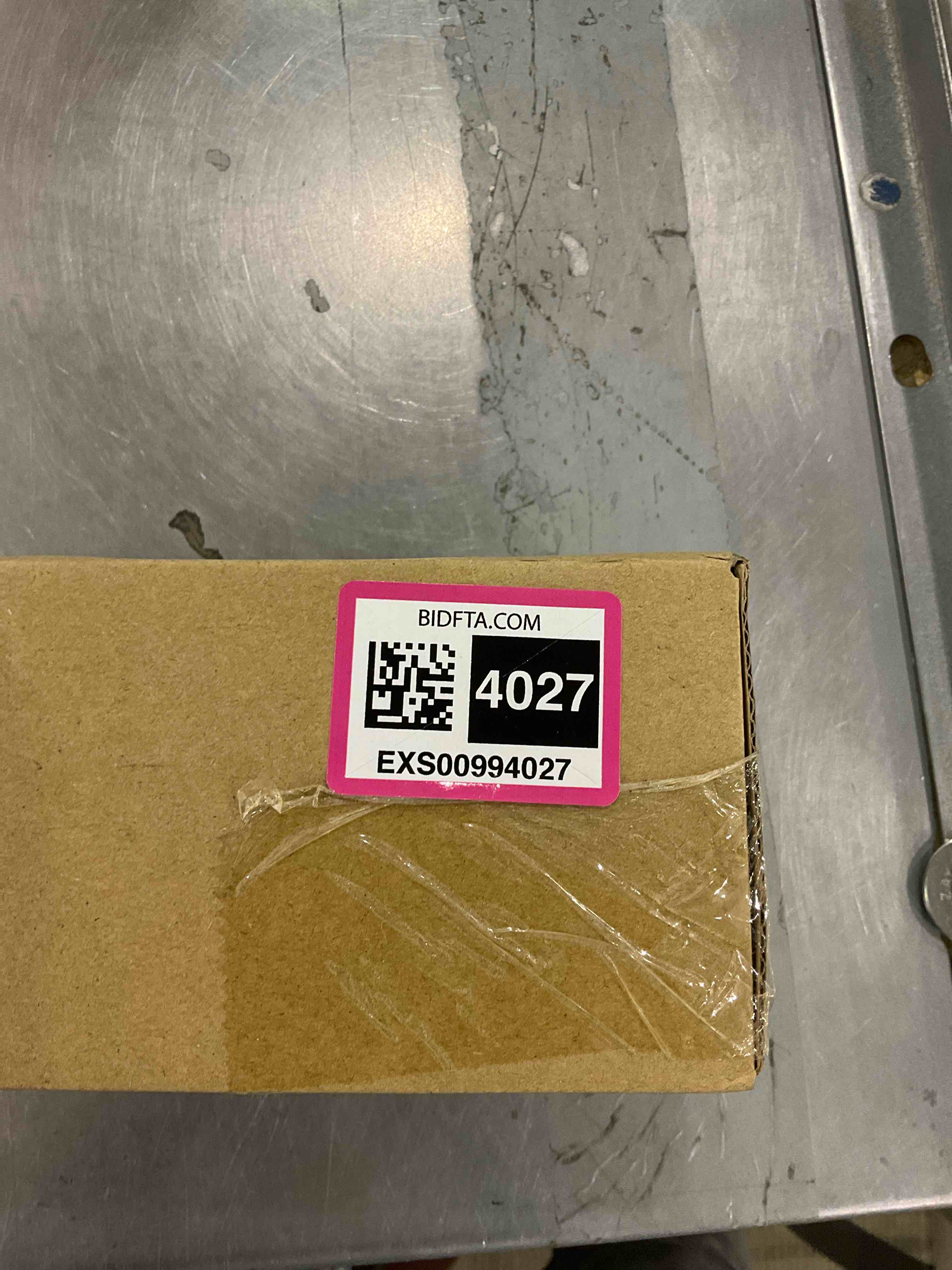 https://s3.amazonaws.com/lotting-images-prod/bidfta/EXS00994027_1704717274488.jpeg
