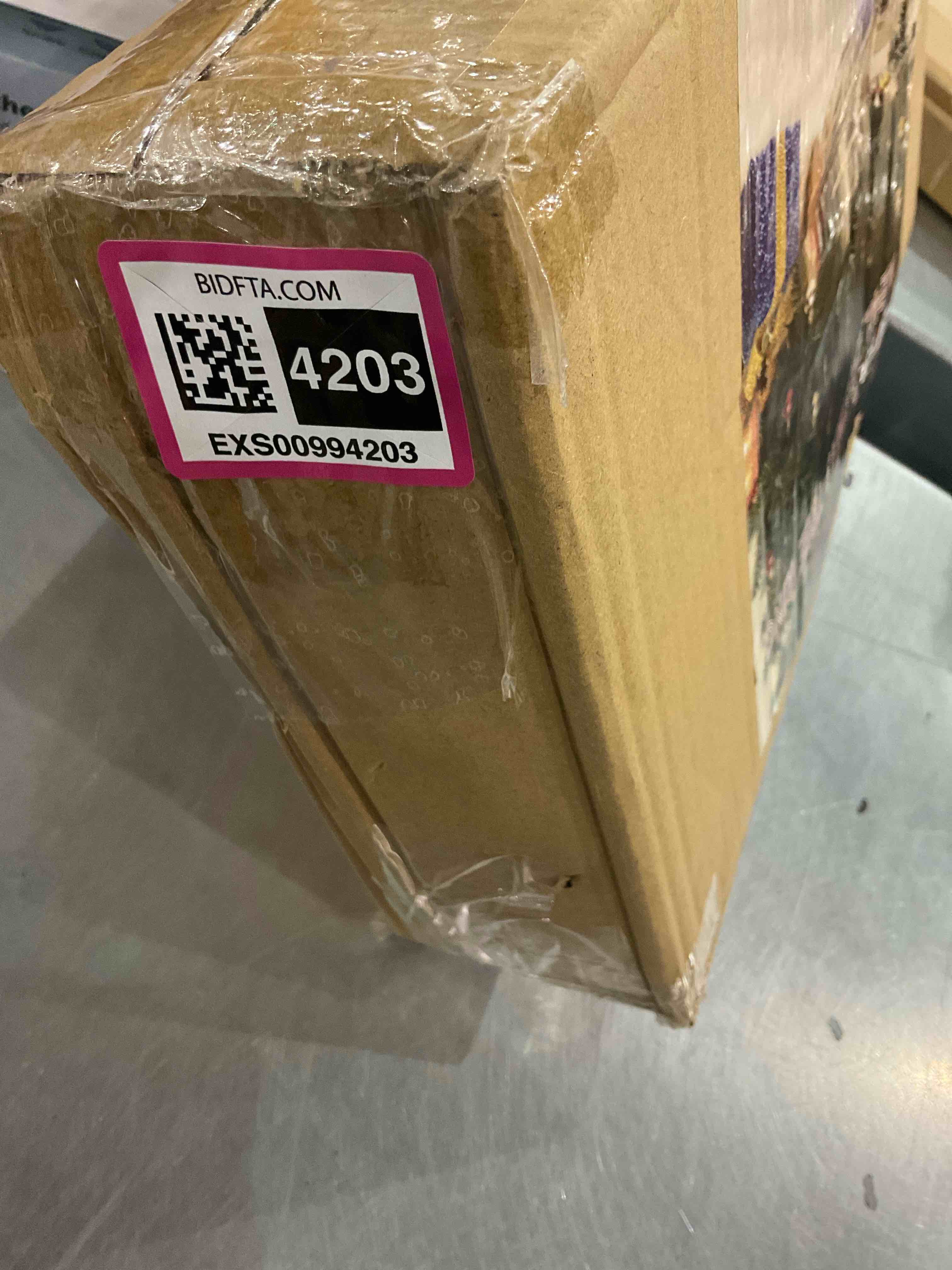 https://s3.amazonaws.com/lotting-images-prod/bidfta/EXS00994203_1704810567645.jpeg