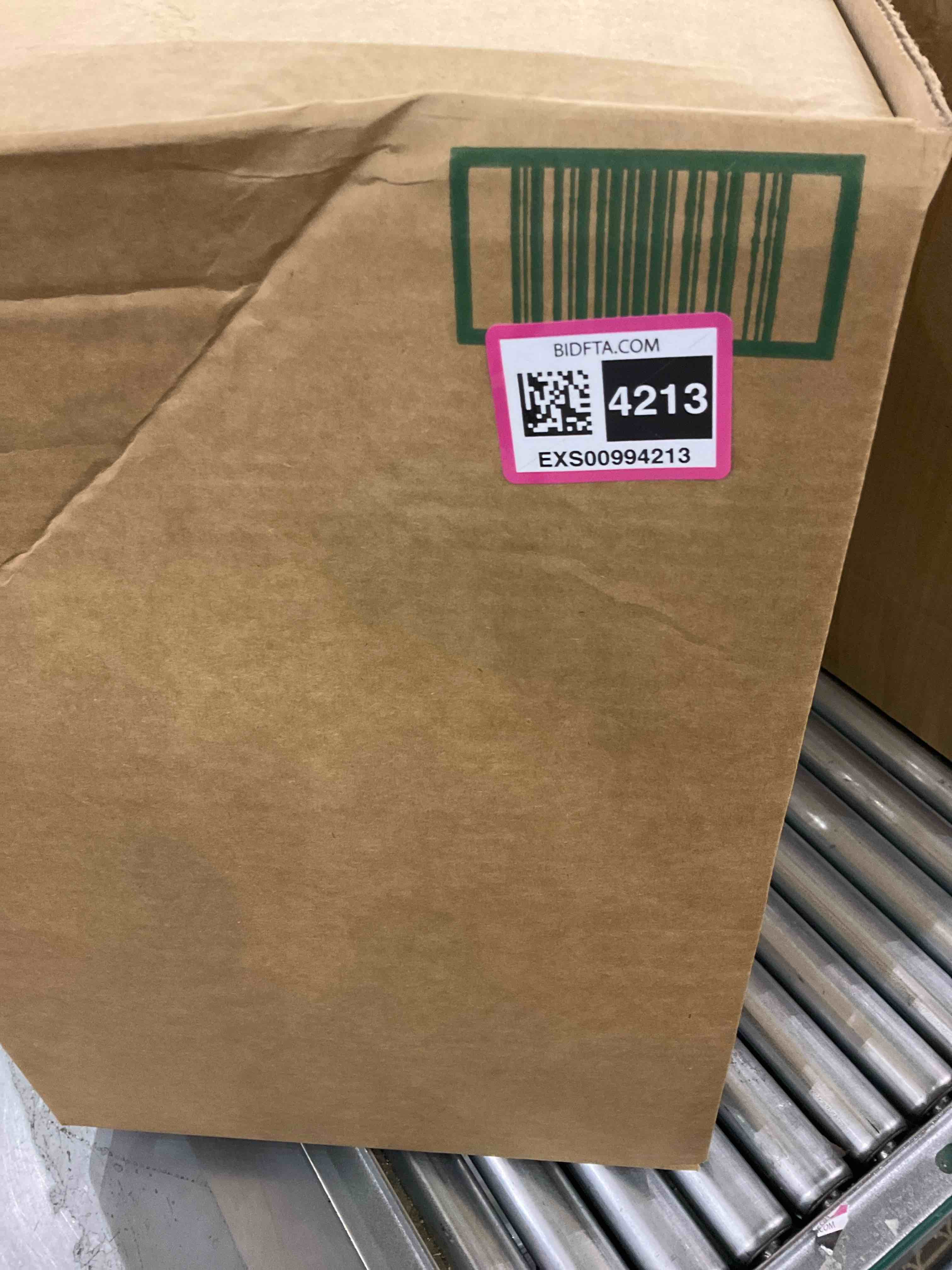 https://s3.amazonaws.com/lotting-images-prod/bidfta/EXS00994213_1704811483758.jpeg