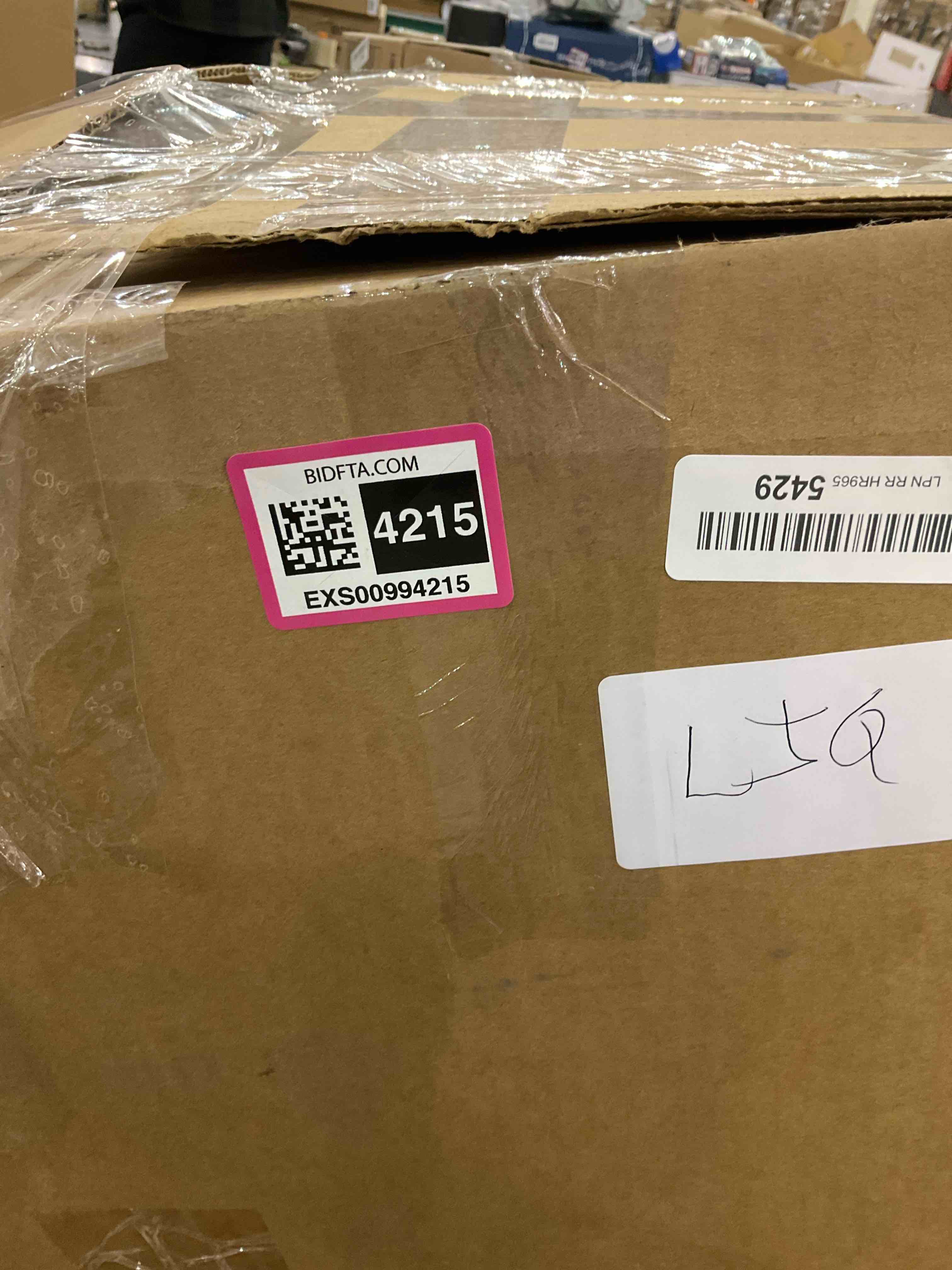 https://s3.amazonaws.com/lotting-images-prod/bidfta/EXS00994215_1704811656056.jpeg