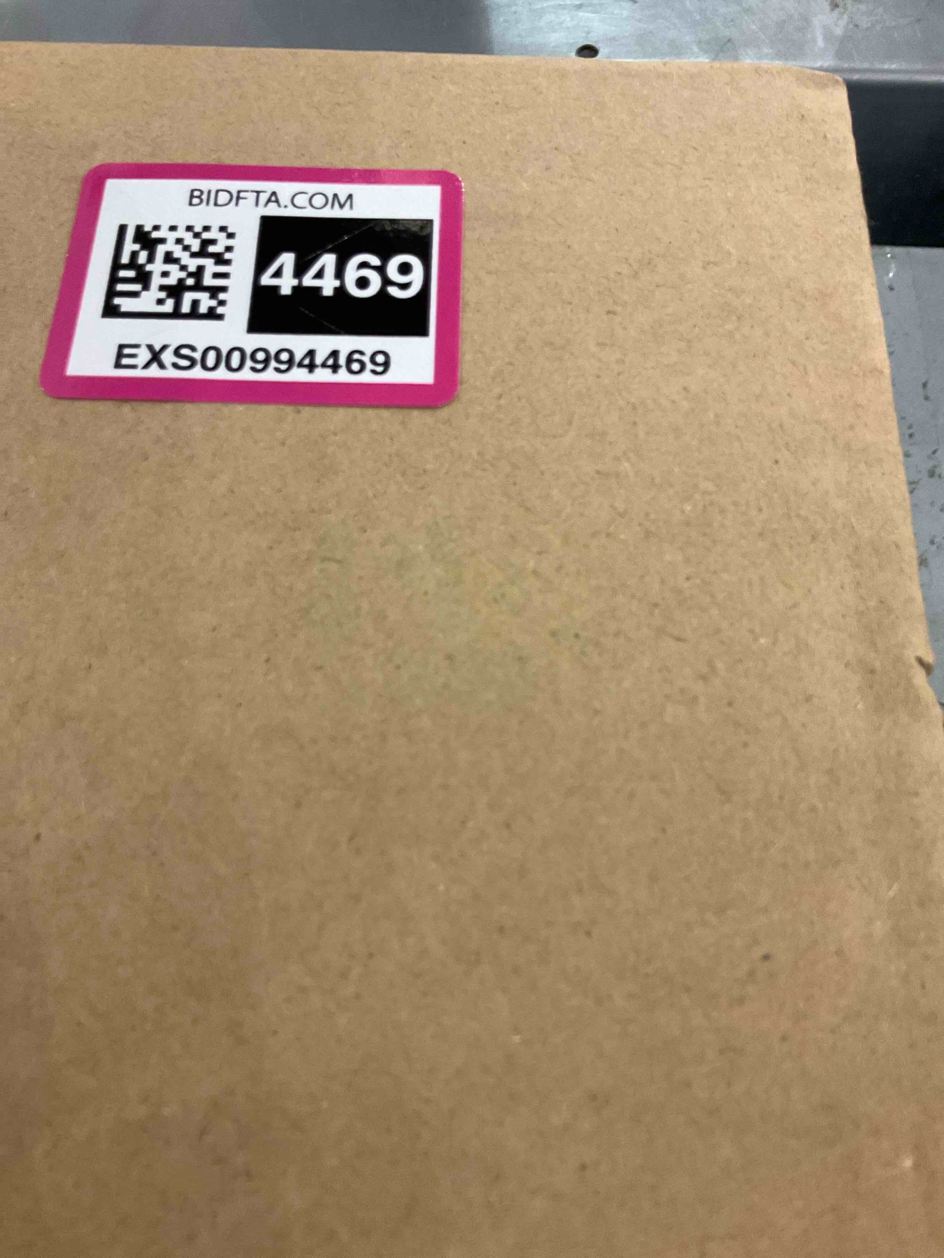 https://s3.amazonaws.com/lotting-images-prod/bidfta/EXS00994469_1704903594074.jpeg