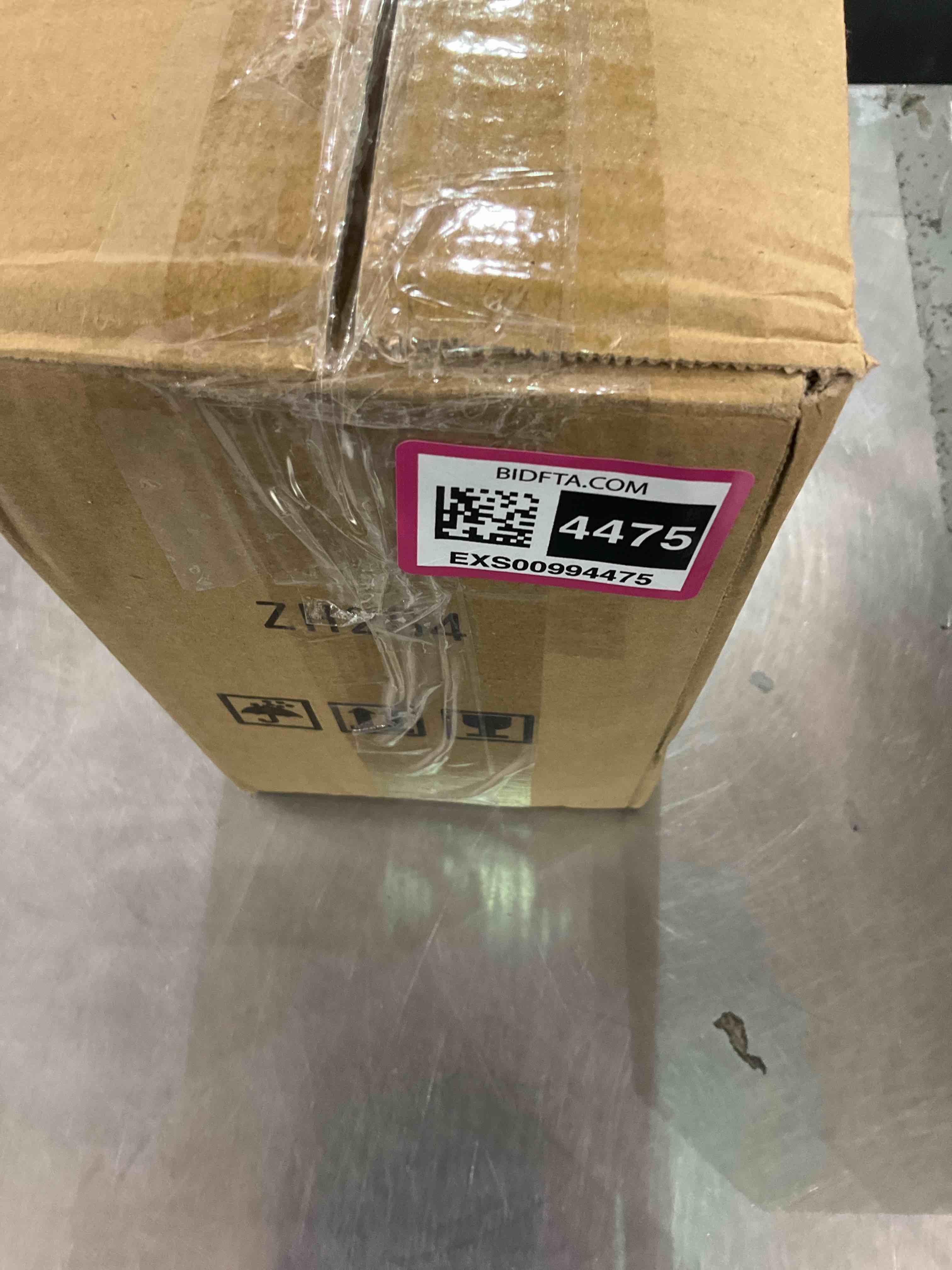 https://s3.amazonaws.com/lotting-images-prod/bidfta/EXS00994475_1704904181544.jpeg