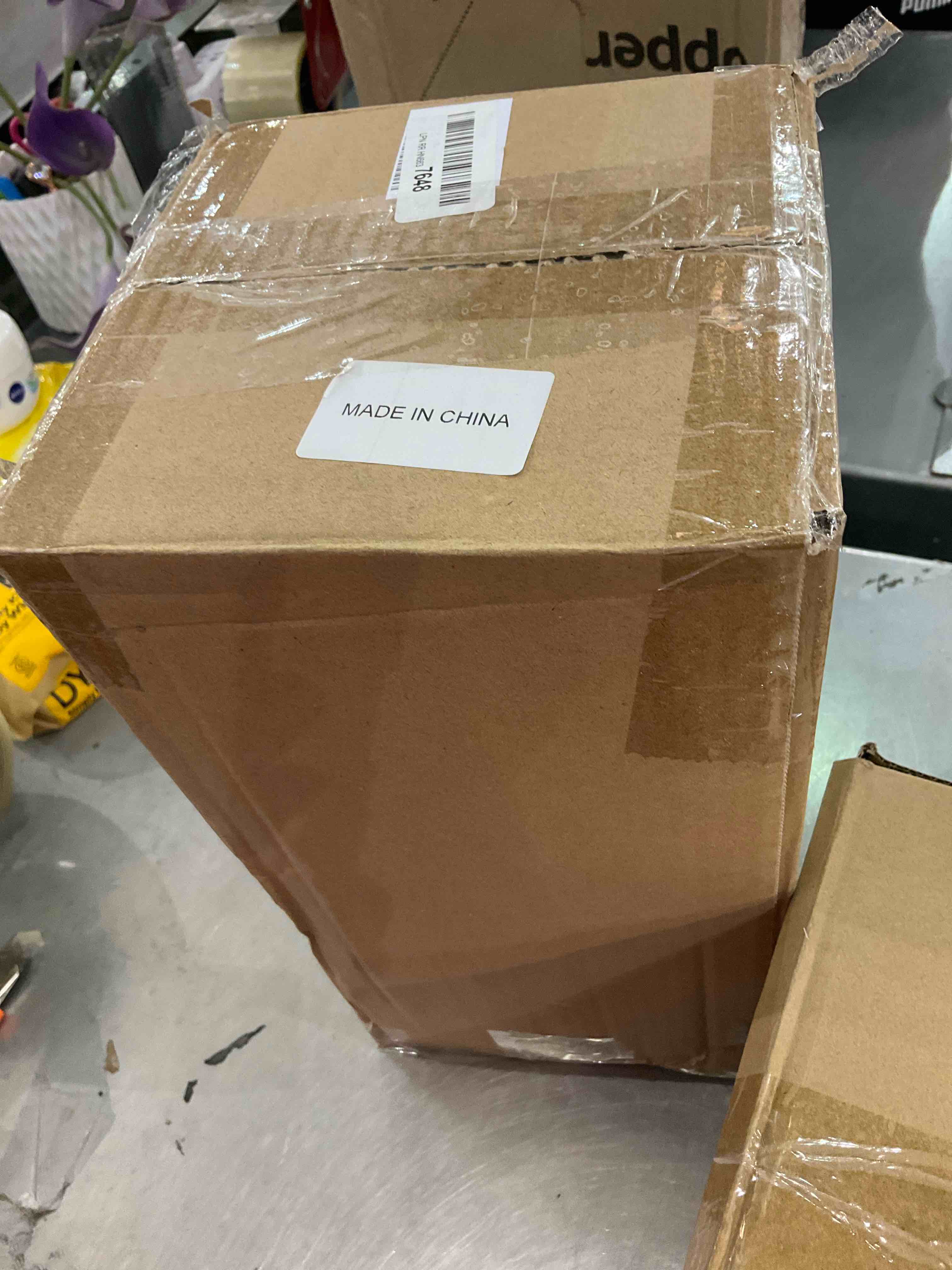 https://s3.amazonaws.com/lotting-images-prod/bidfta/EXS00997358_1704912665181.jpeg