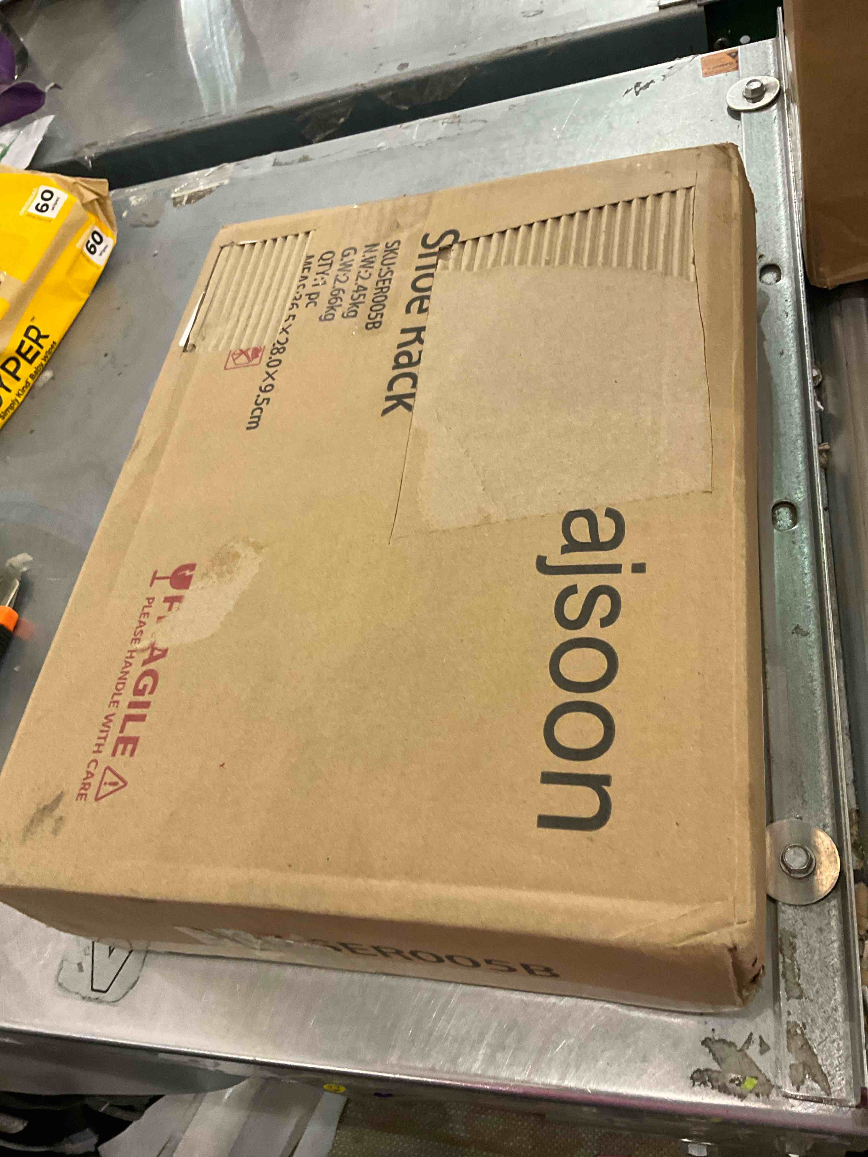 https://s3.amazonaws.com/lotting-images-prod/bidfta/EXS00997360_1704912851714.jpeg