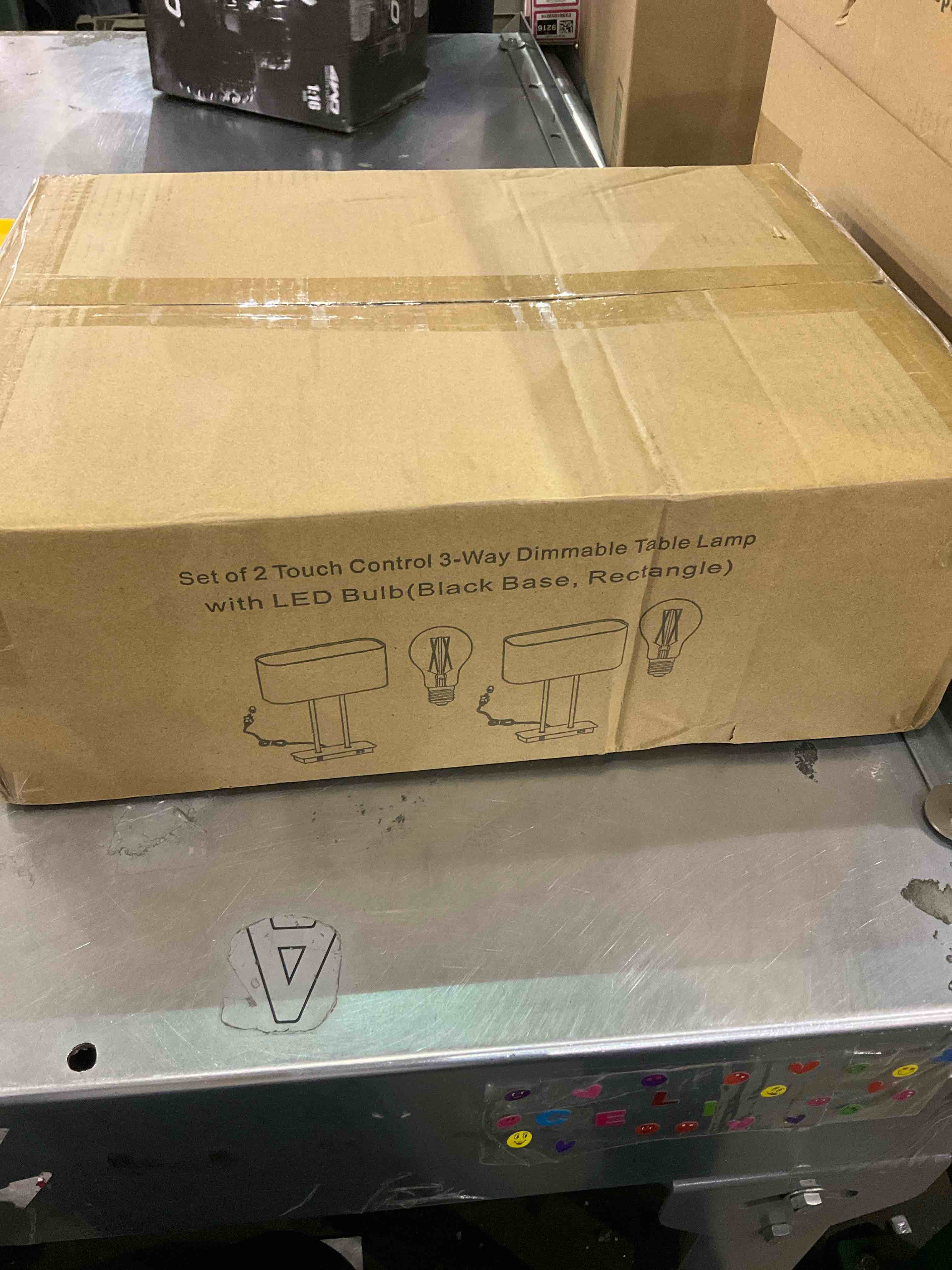 https://s3.amazonaws.com/lotting-images-prod/bidfta/EXS00997410_1704977335660.jpeg
