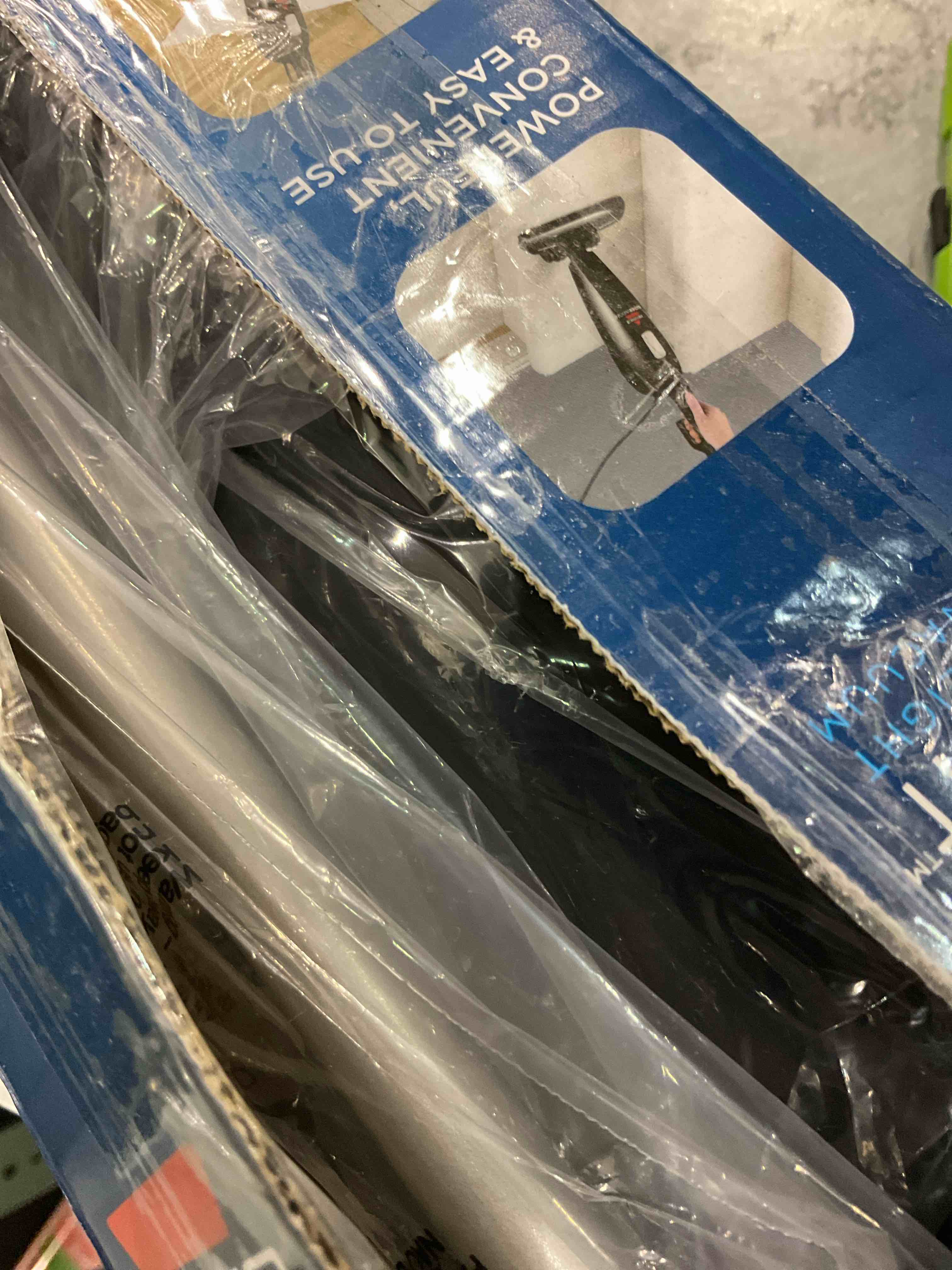 https://s3.amazonaws.com/lotting-images-prod/bidfta/EXS00997608_1704892531099.jpeg