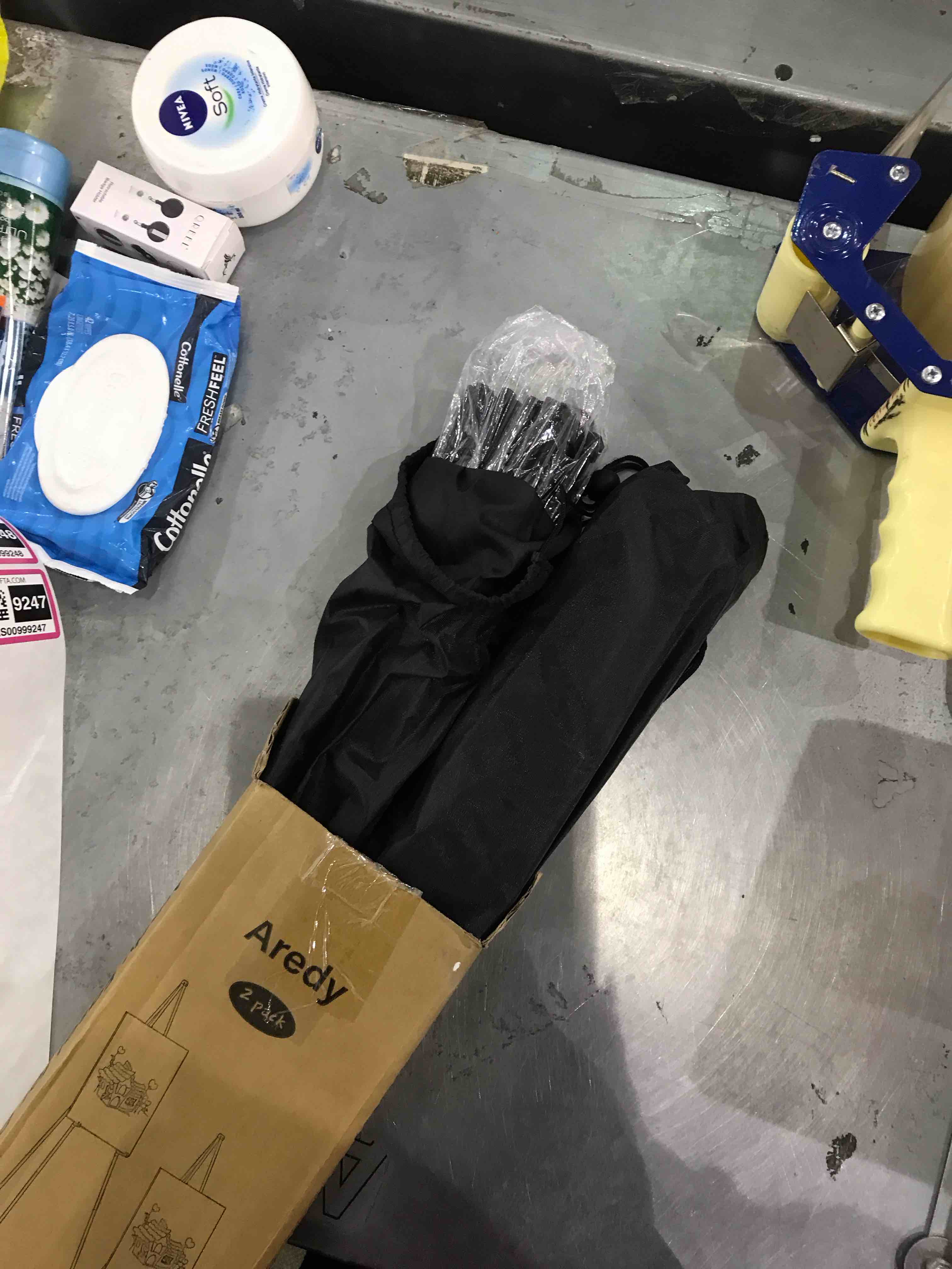 https://s3.amazonaws.com/lotting-images-prod/bidfta/EXS00999247_1704459553274.jpeg