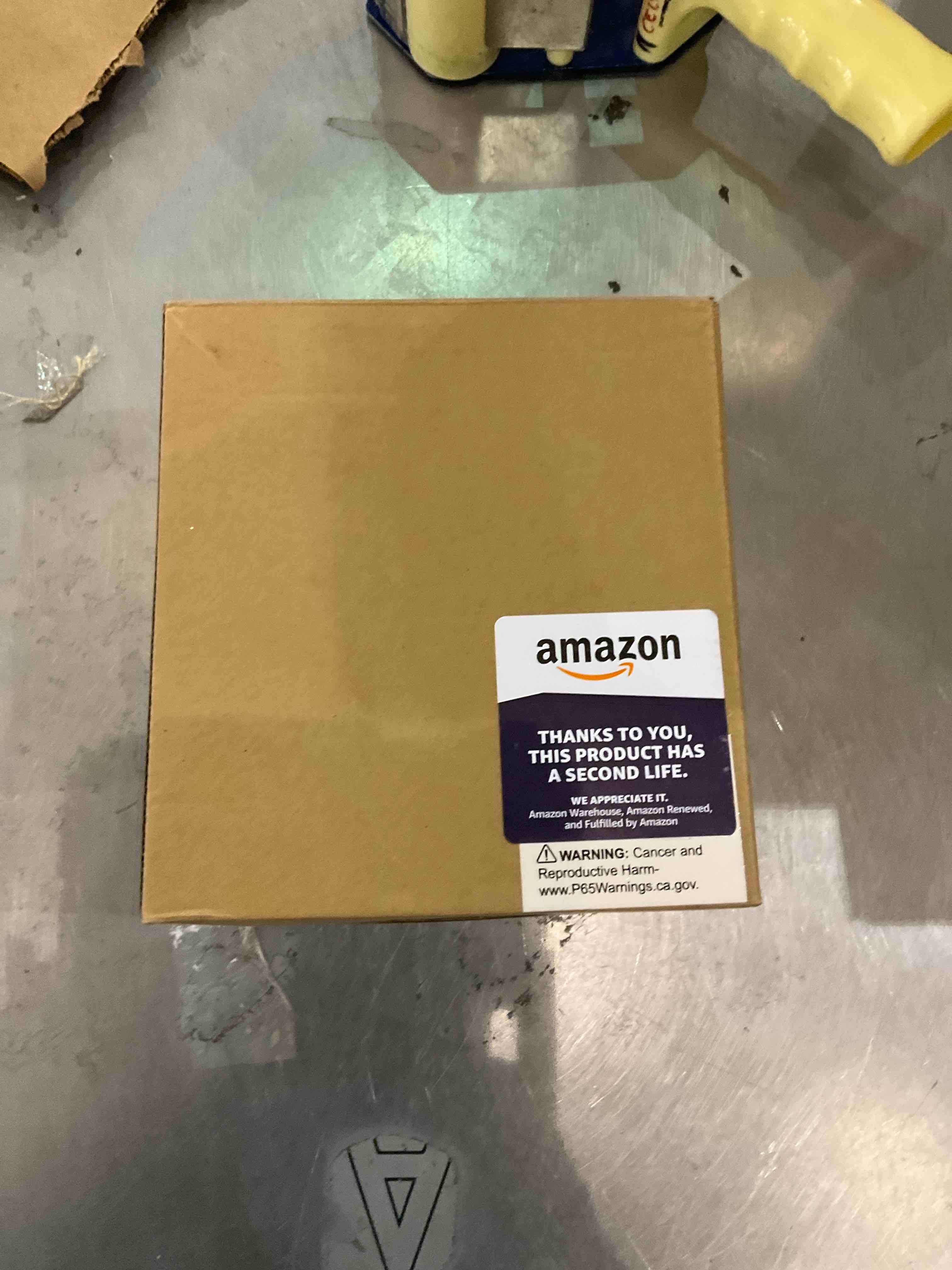 https://s3.amazonaws.com/lotting-images-prod/bidfta/EXS00999329_1704472708424.jpeg