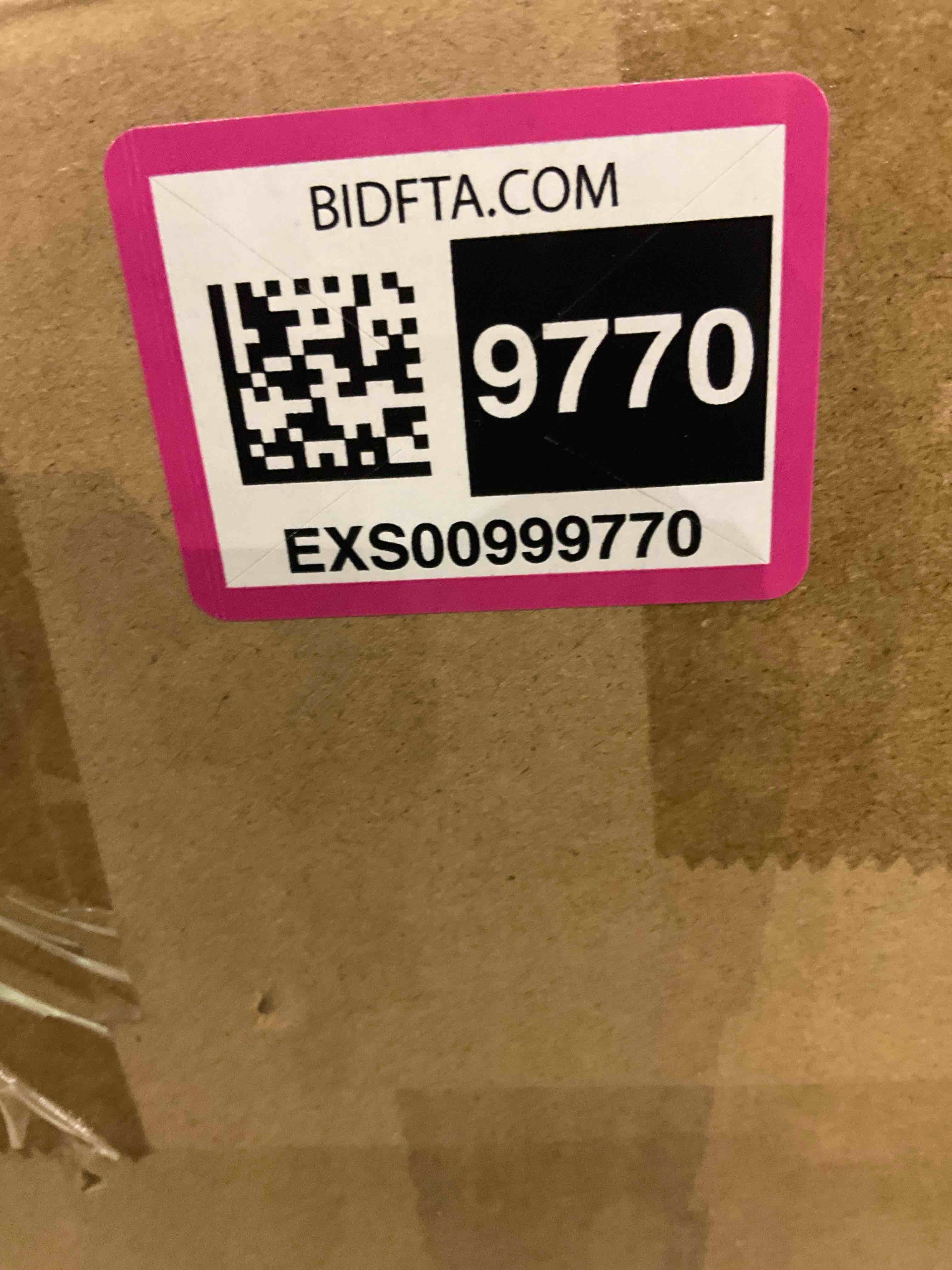 https://s3.amazonaws.com/lotting-images-prod/bidfta/EXS00999770_1704983257186.jpeg