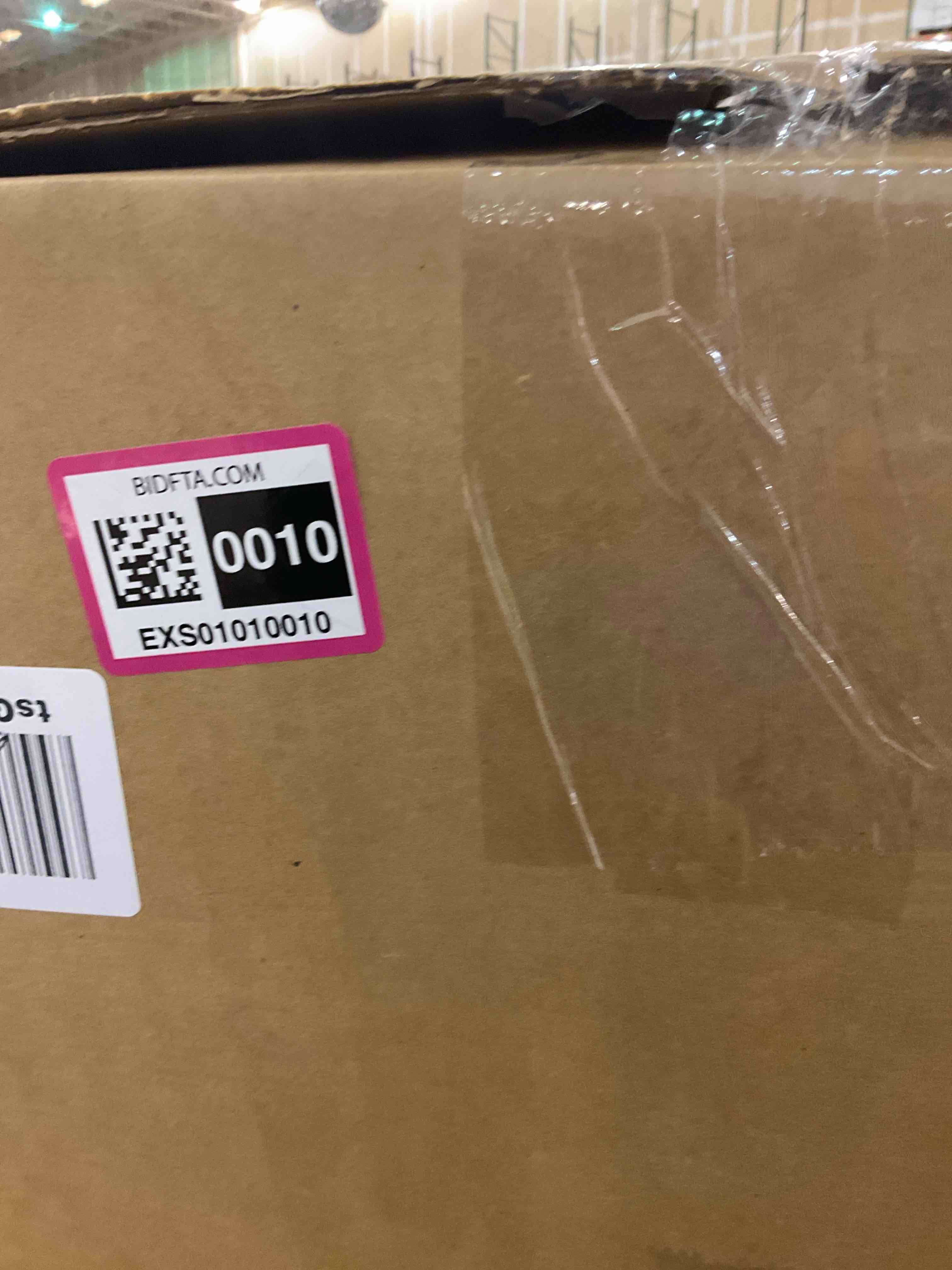 https://s3.amazonaws.com/lotting-images-prod/bidfta/EXS01010010_1708090483732.jpeg