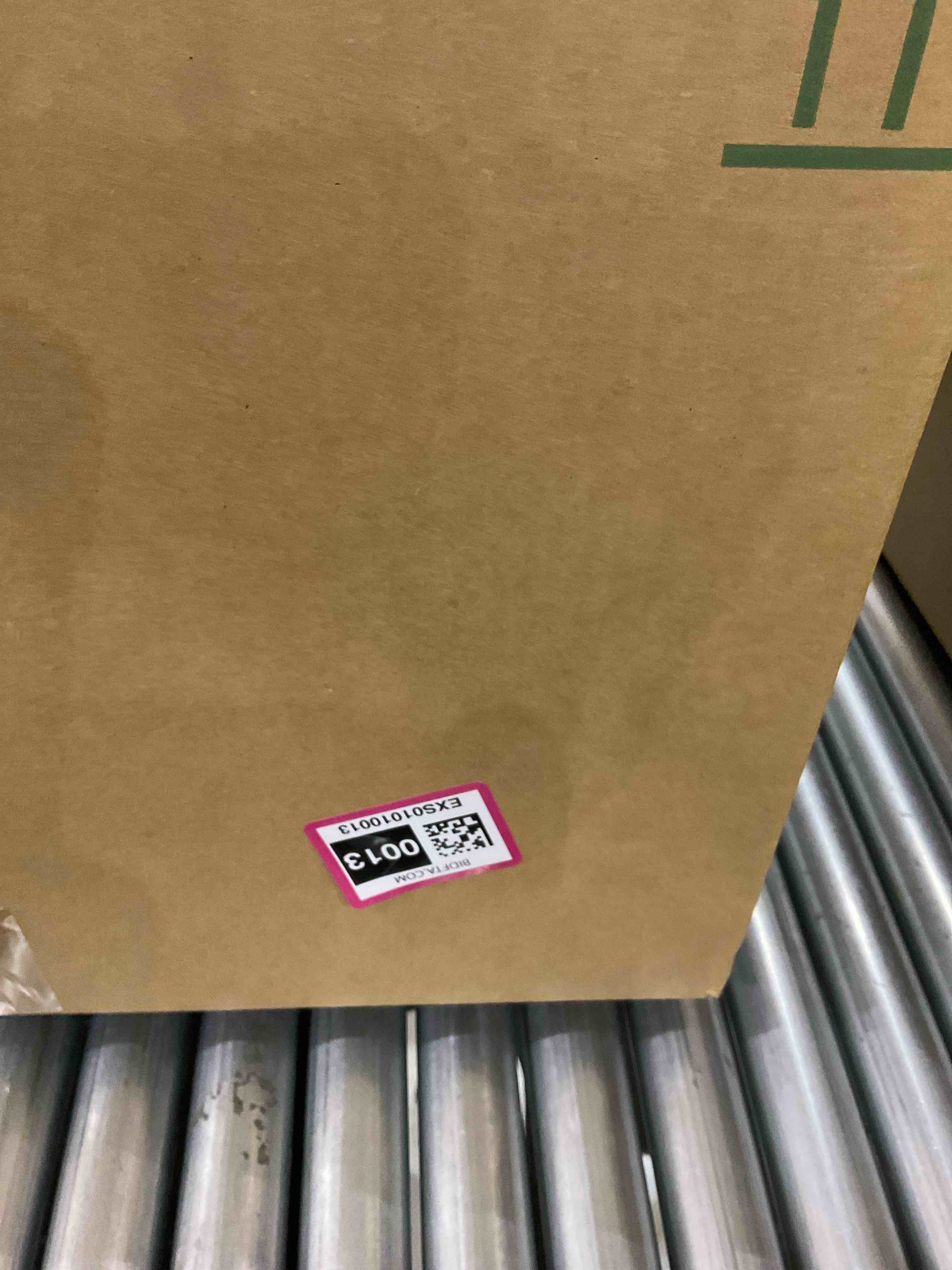 https://s3.amazonaws.com/lotting-images-prod/bidfta/EXS01010013_1708090659308.jpeg