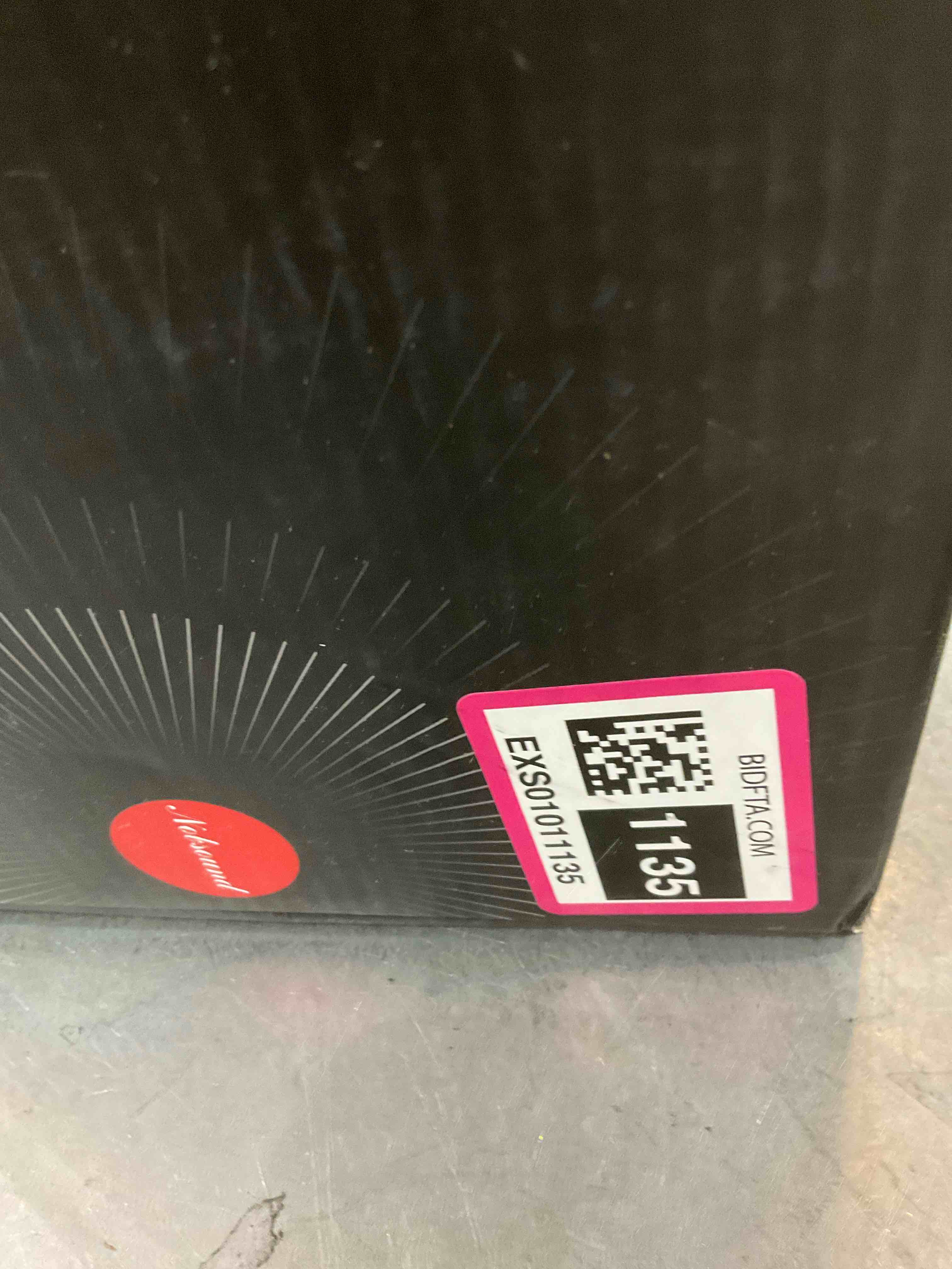 https://s3.amazonaws.com/lotting-images-prod/bidfta/EXS01011135_1708359218124.jpeg