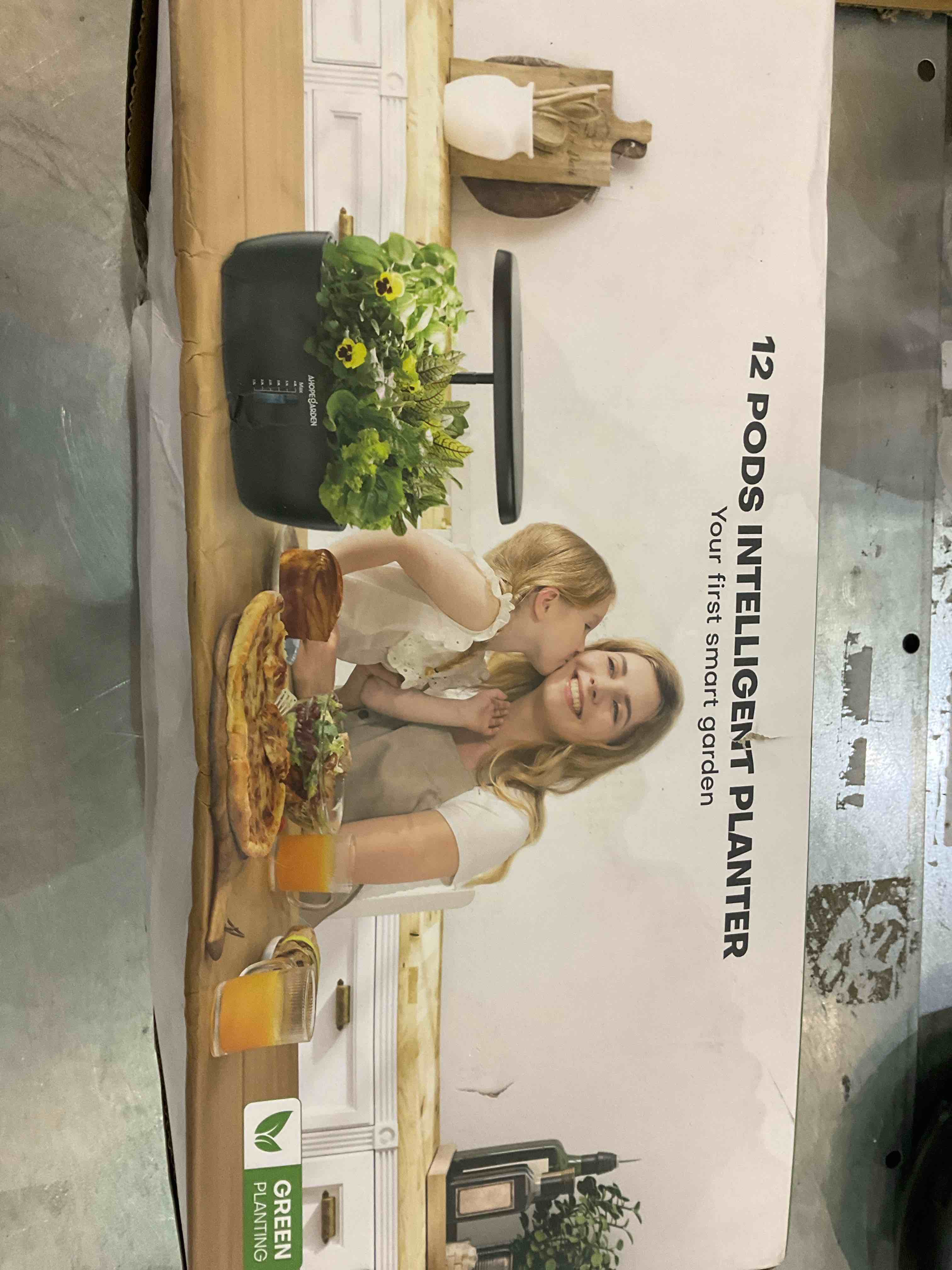 https://s3.amazonaws.com/lotting-images-prod/bidfta/EXS01012640_1708012850028.jpeg