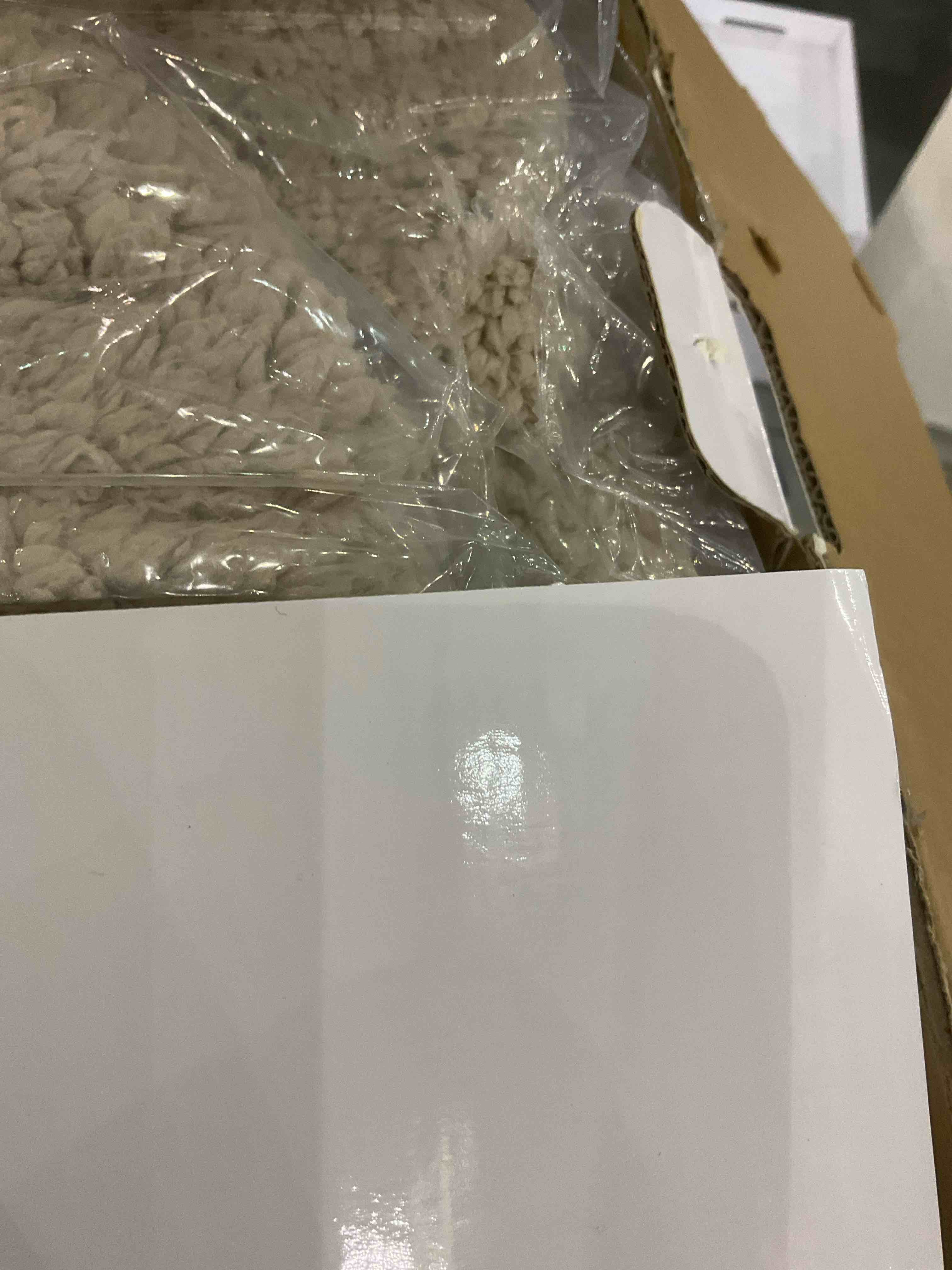 https://s3.amazonaws.com/lotting-images-prod/bidfta/EXS01013451_1708003873148.jpeg