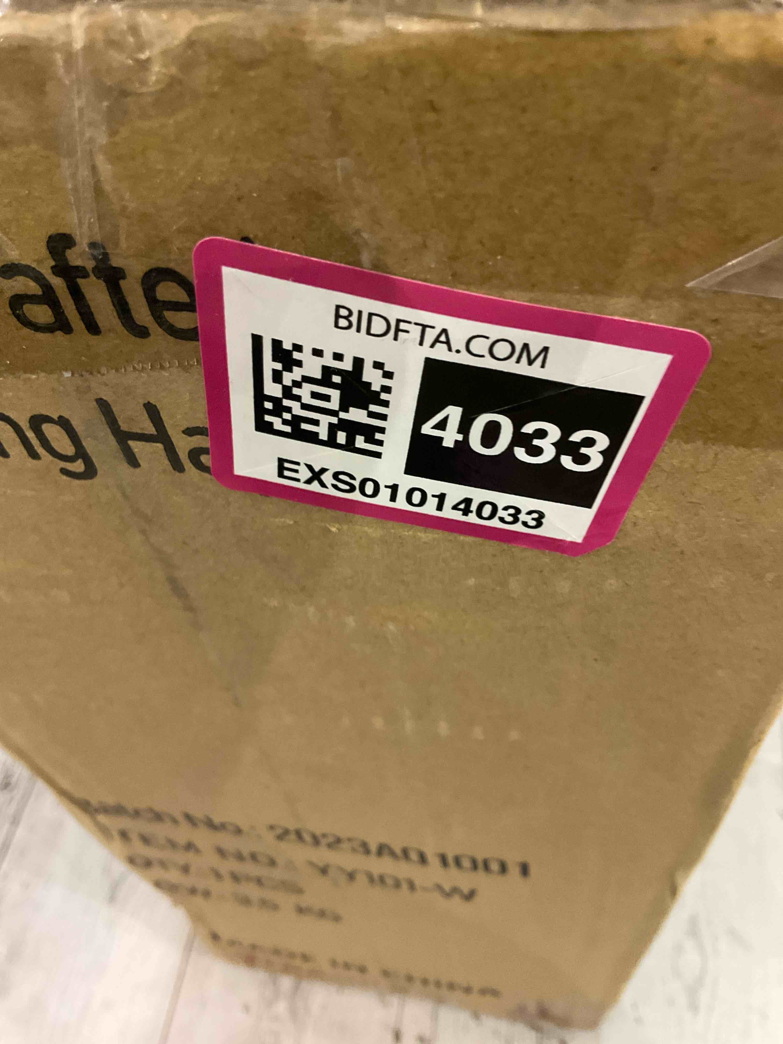 https://s3.amazonaws.com/lotting-images-prod/bidfta/EXS01014033_1708010526446.jpeg