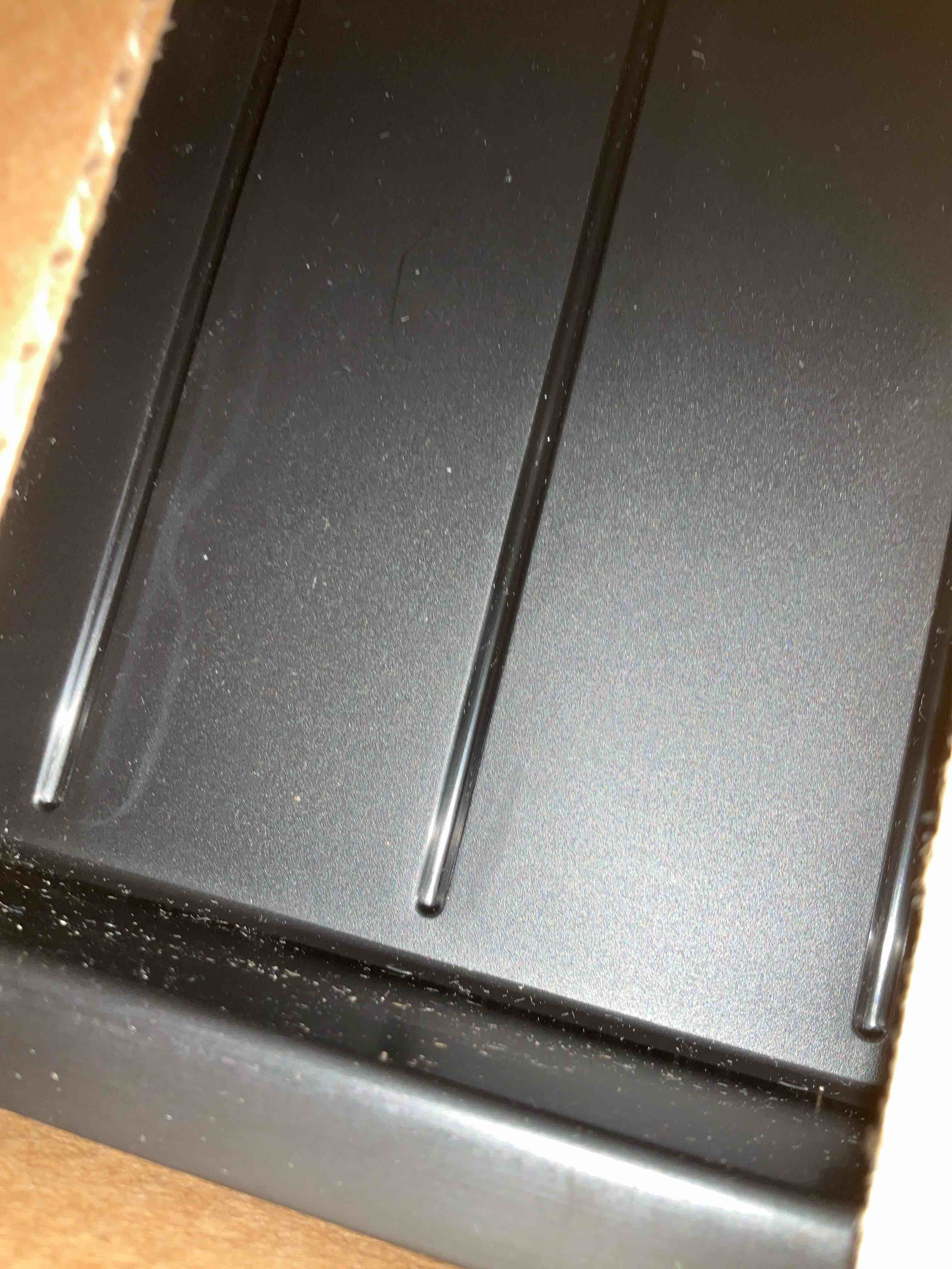 https://s3.amazonaws.com/lotting-images-prod/bidfta/EXS01016077_1708090808932.jpeg