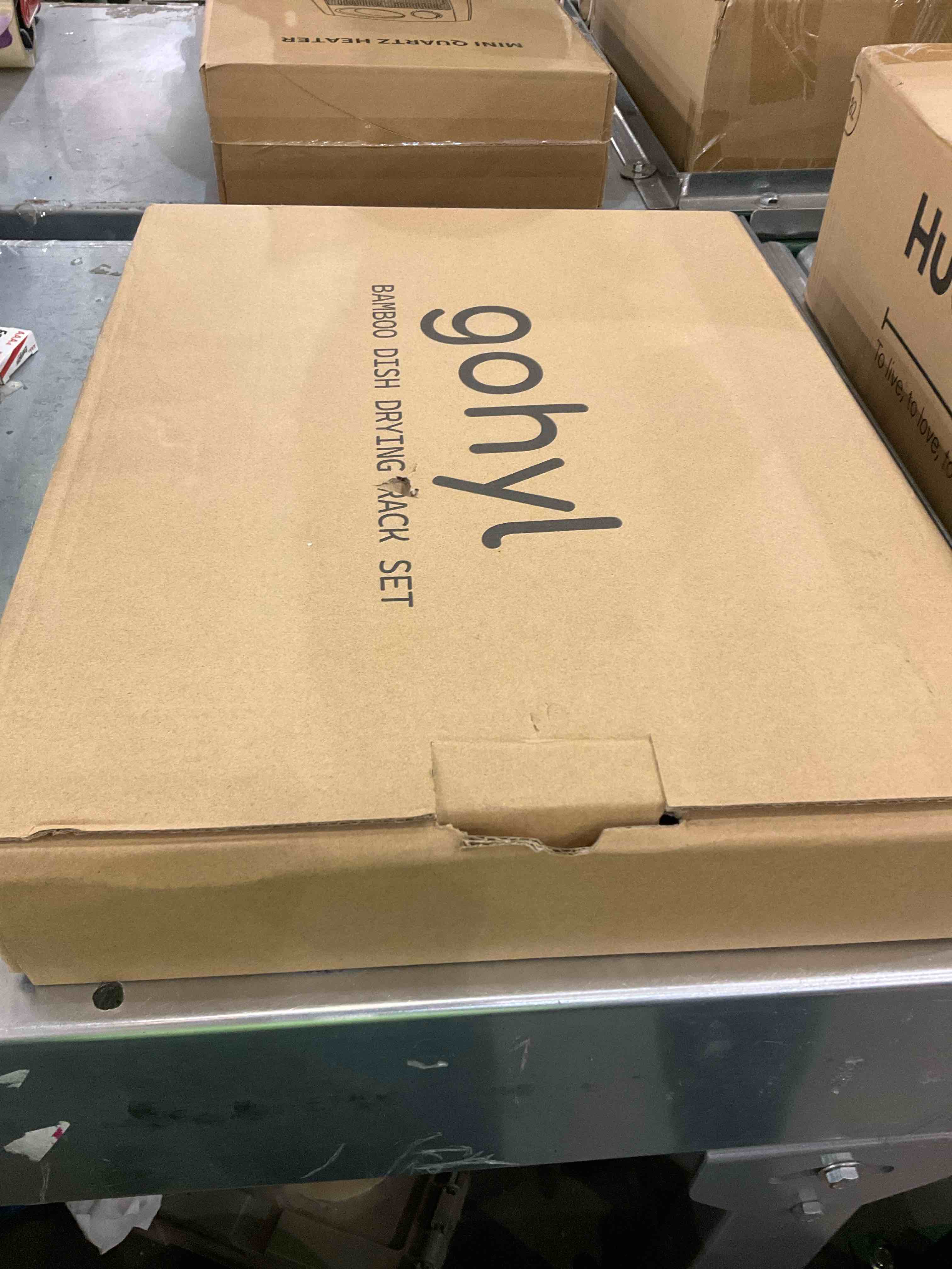 https://s3.amazonaws.com/lotting-images-prod/bidfta/EXS01027115_1707405096498.jpeg