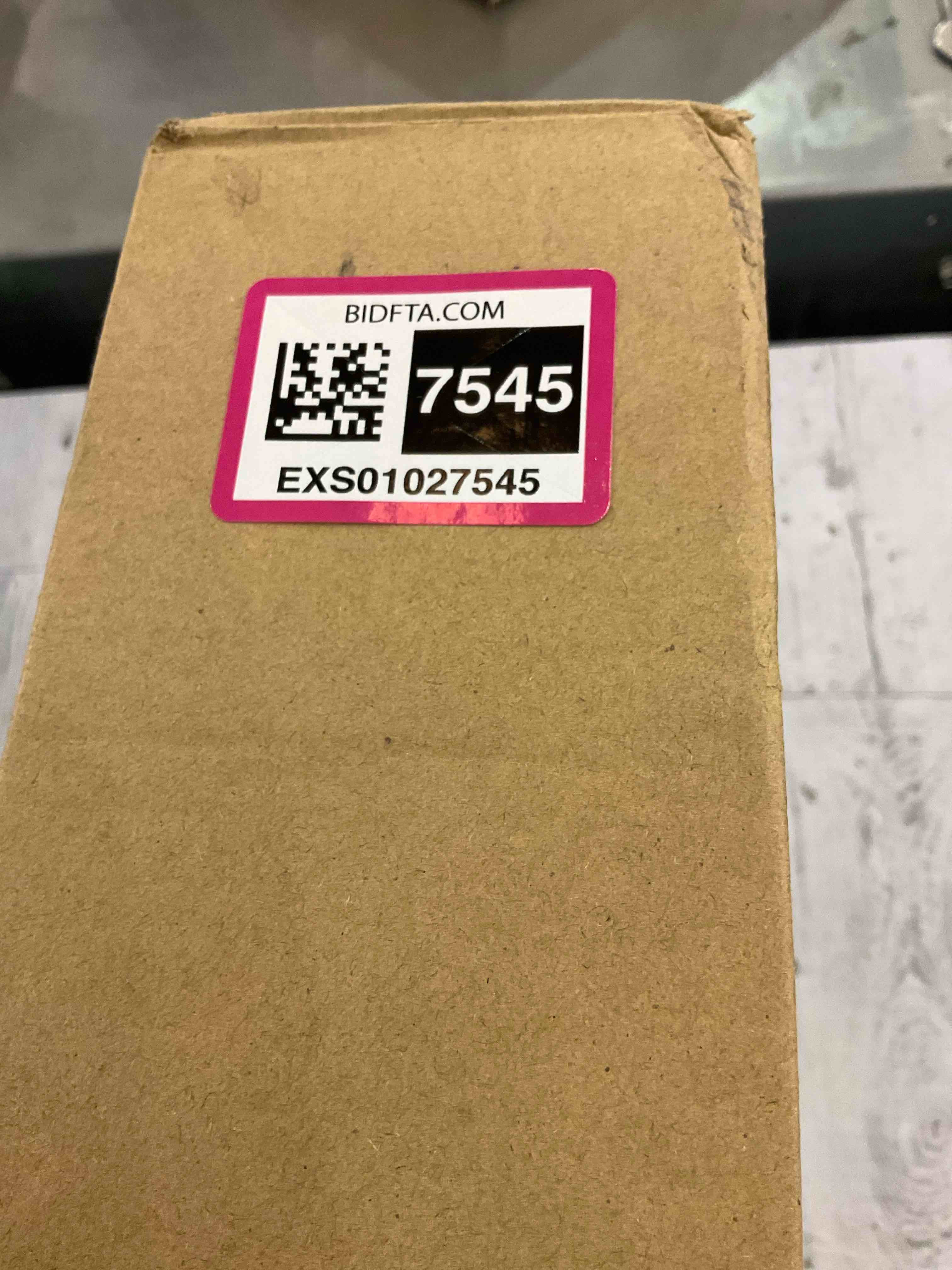 https://s3.amazonaws.com/lotting-images-prod/bidfta/EXS01027545_1707406562868.jpeg