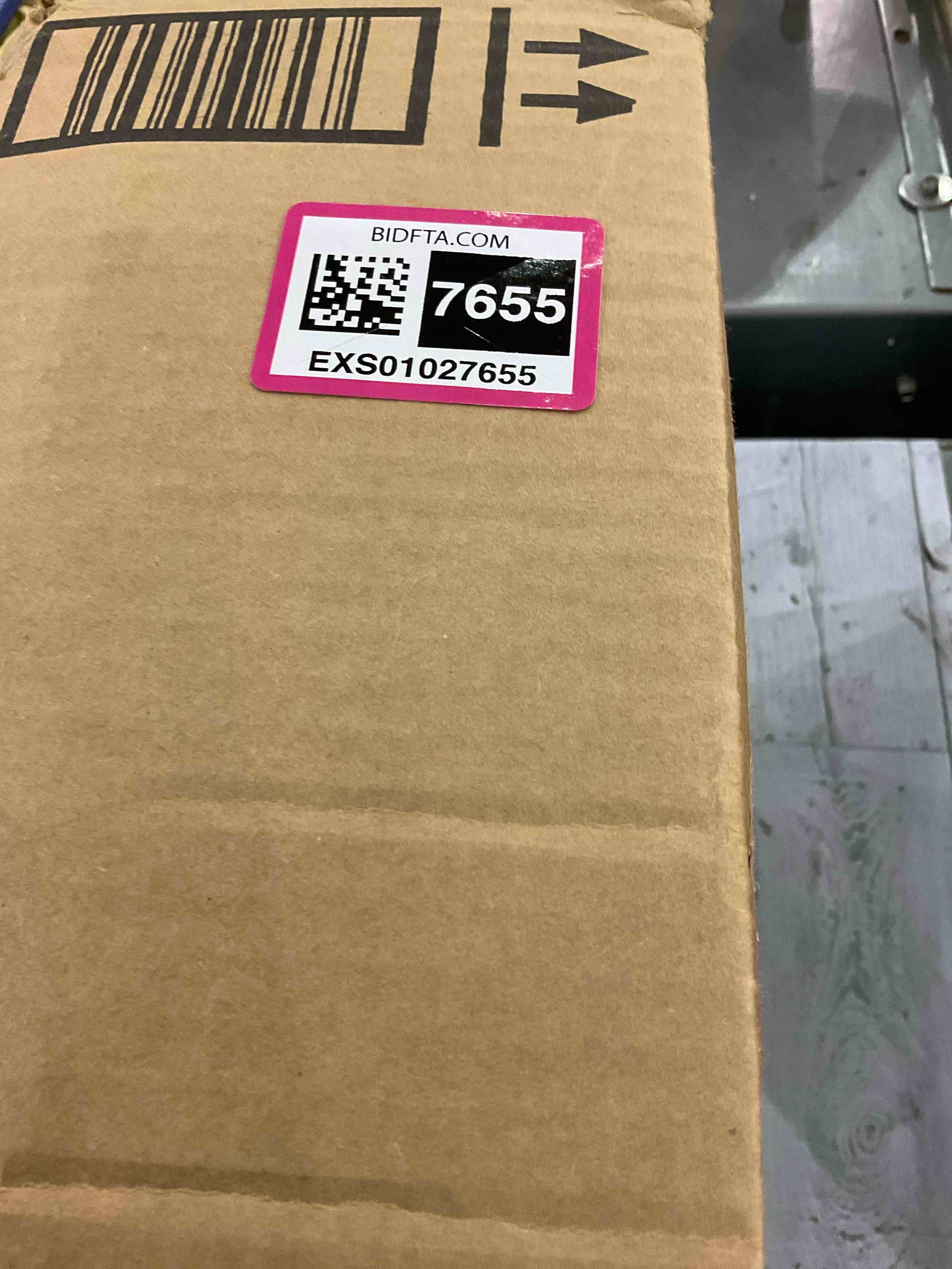 https://s3.amazonaws.com/lotting-images-prod/bidfta/EXS01027655_1707485168015.jpeg