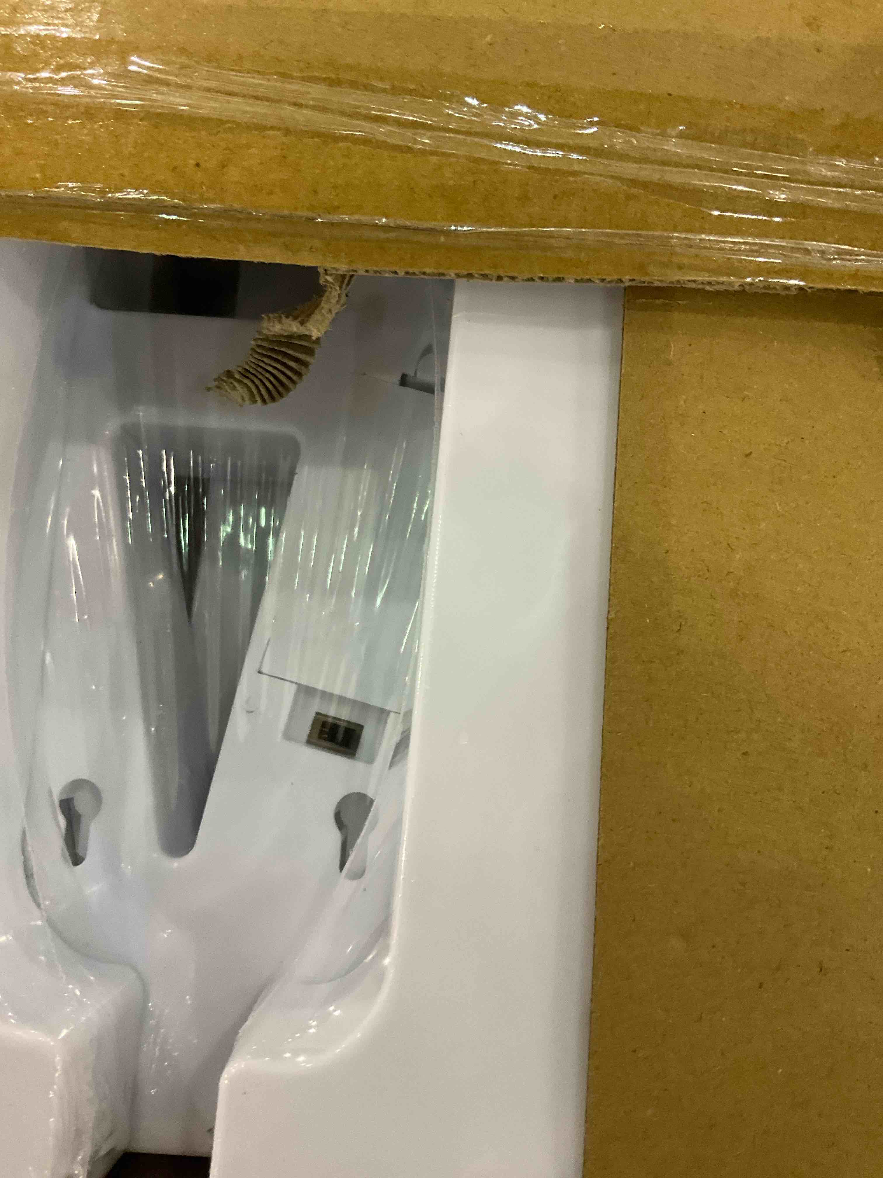 https://s3.amazonaws.com/lotting-images-prod/bidfta/EXS01048771_1707827685041.jpeg