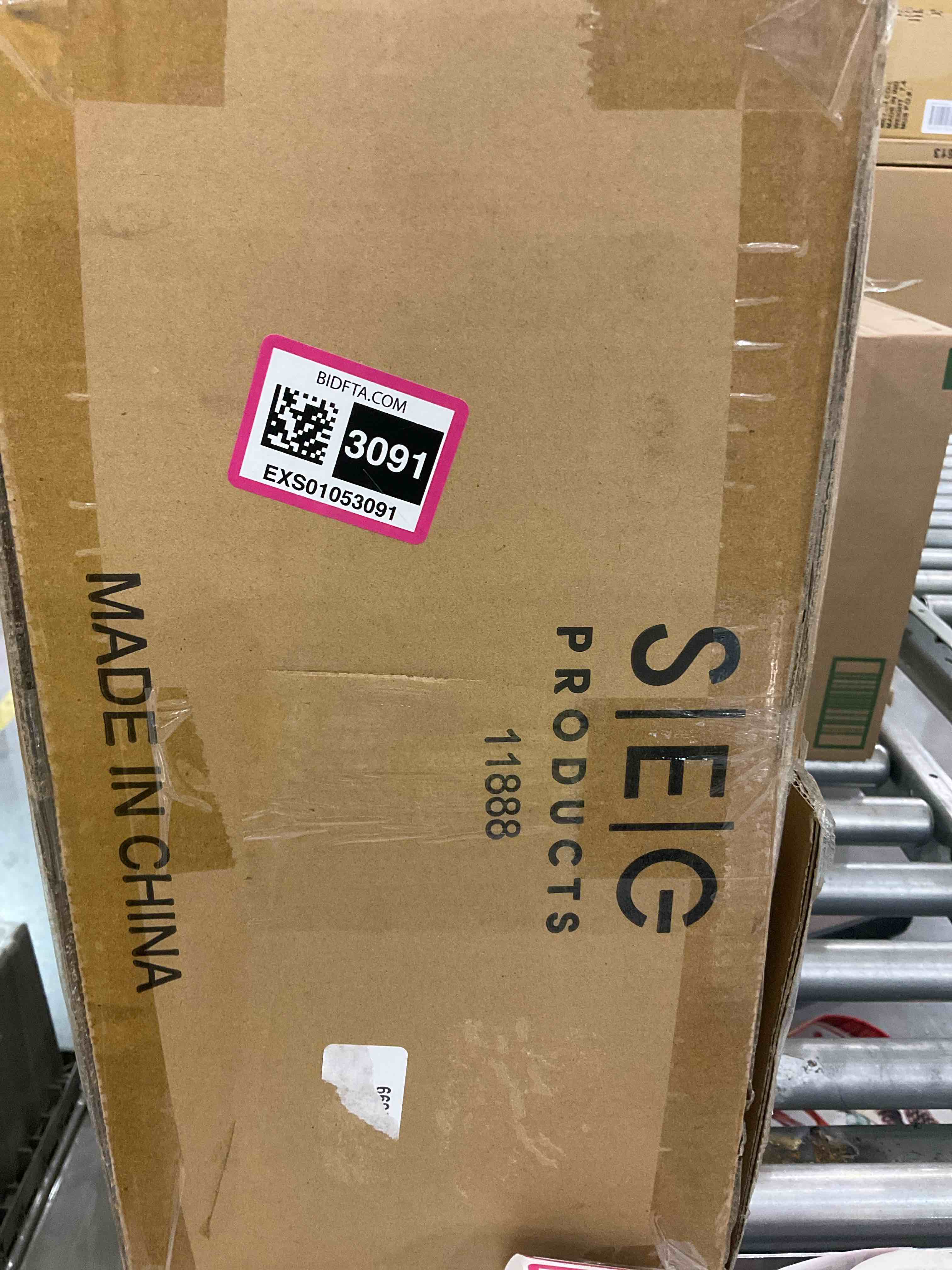https://s3.amazonaws.com/lotting-images-prod/bidfta/EXS01053091_1704829300798.jpeg