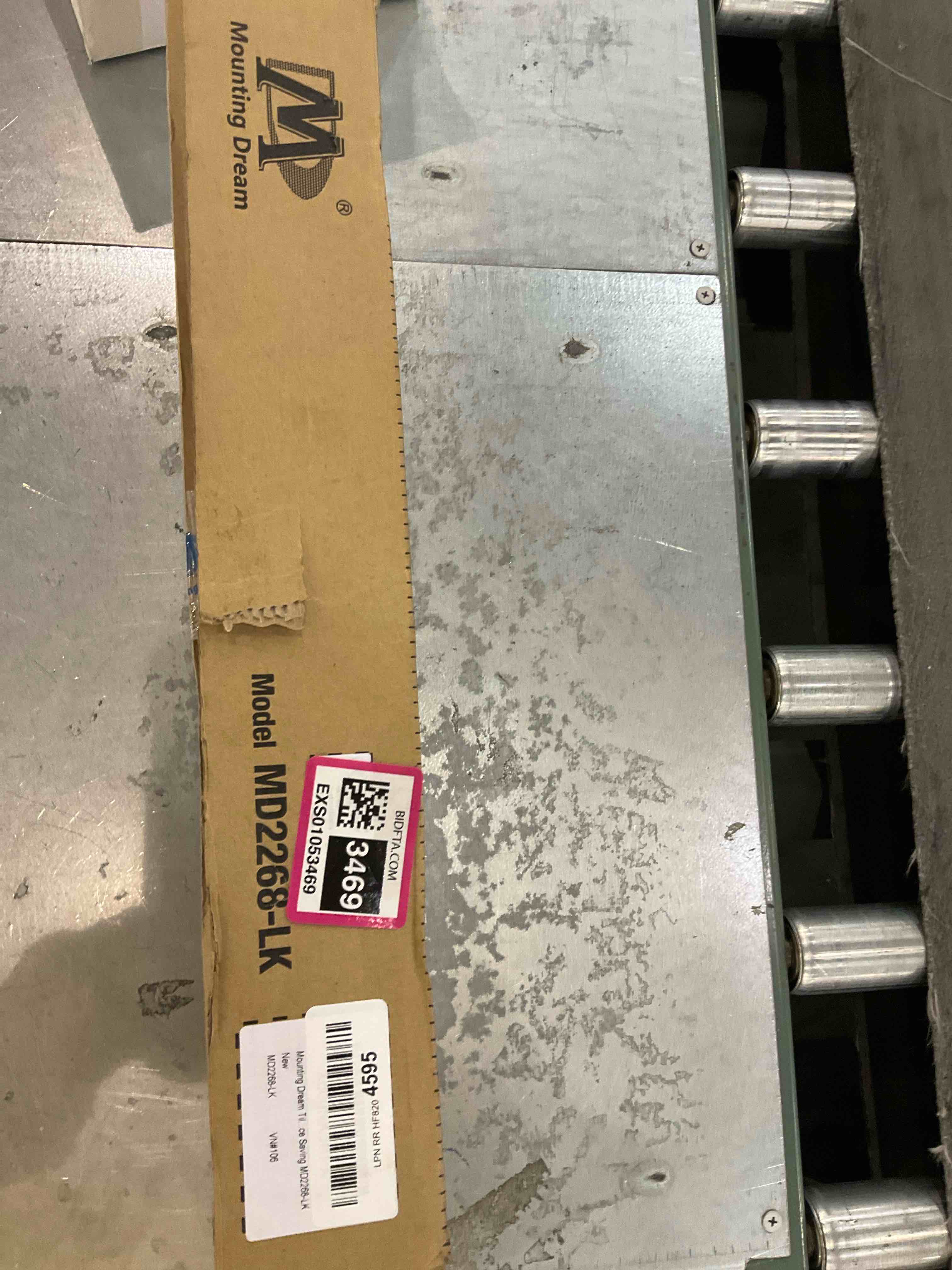 https://s3.amazonaws.com/lotting-images-prod/bidfta/EXS01053469_1705682302631.jpeg