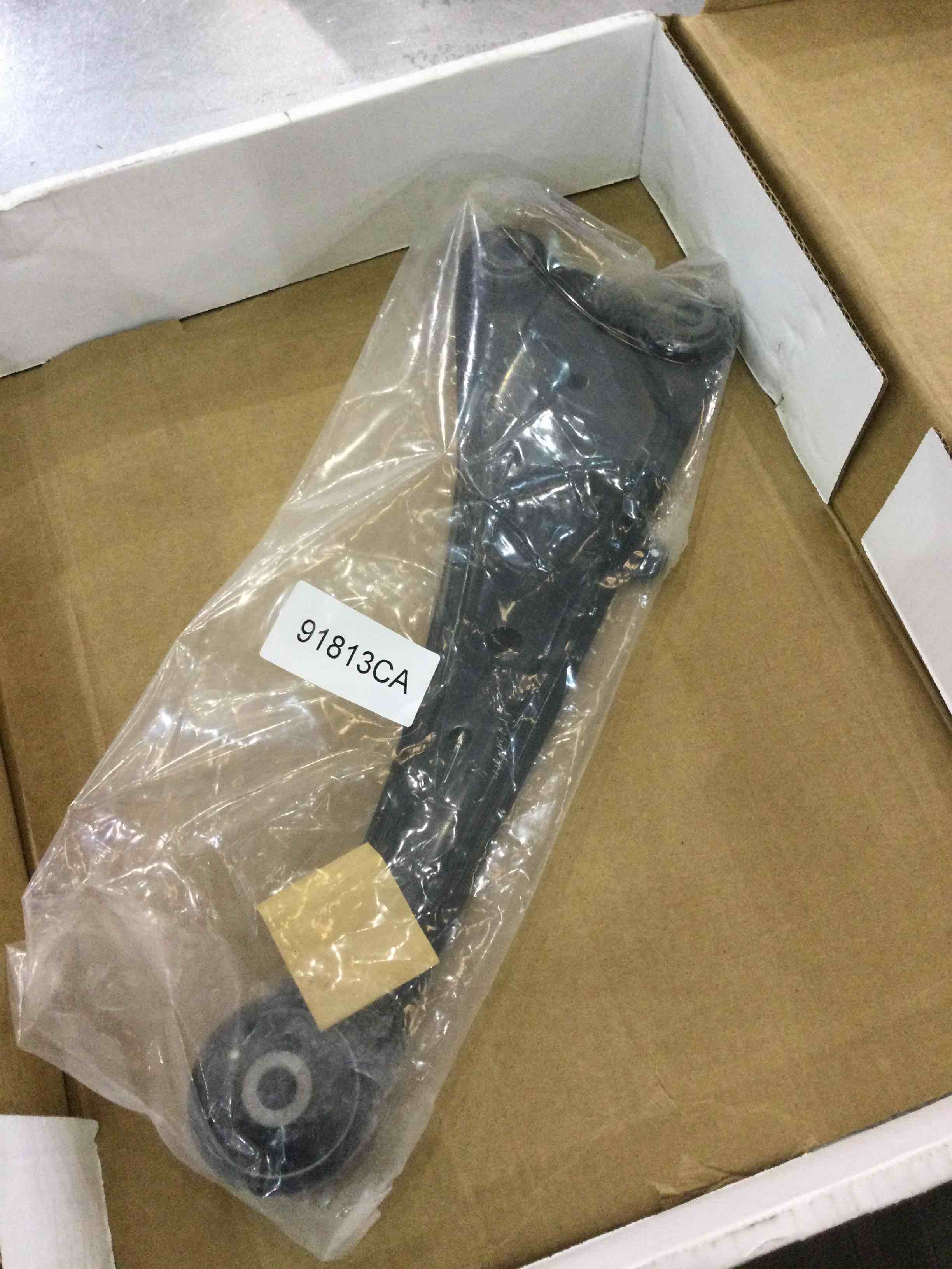 https://s3.amazonaws.com/lotting-images-prod/bidfta/EXS01053606_1704910639364.jpeg