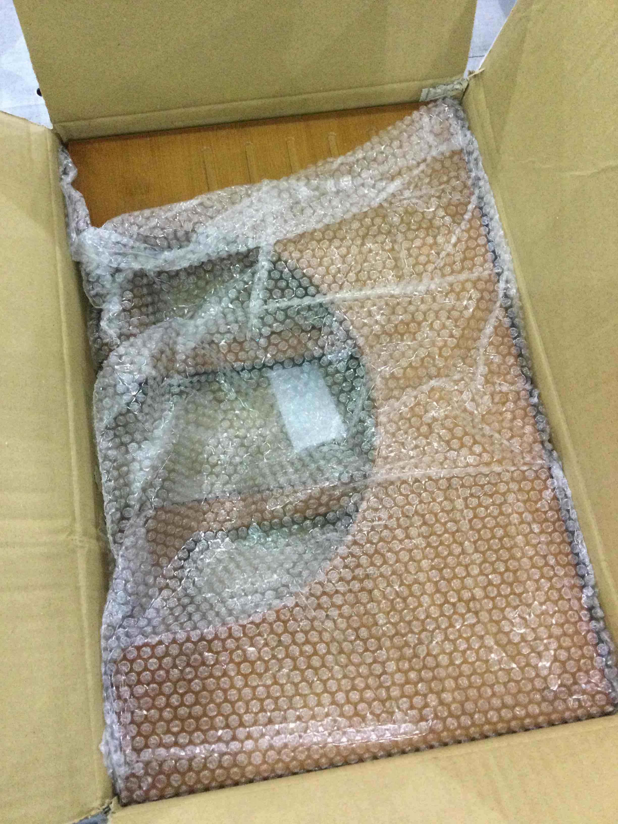 https://s3.amazonaws.com/lotting-images-prod/bidfta/EXS01053684_1704979081701.jpeg