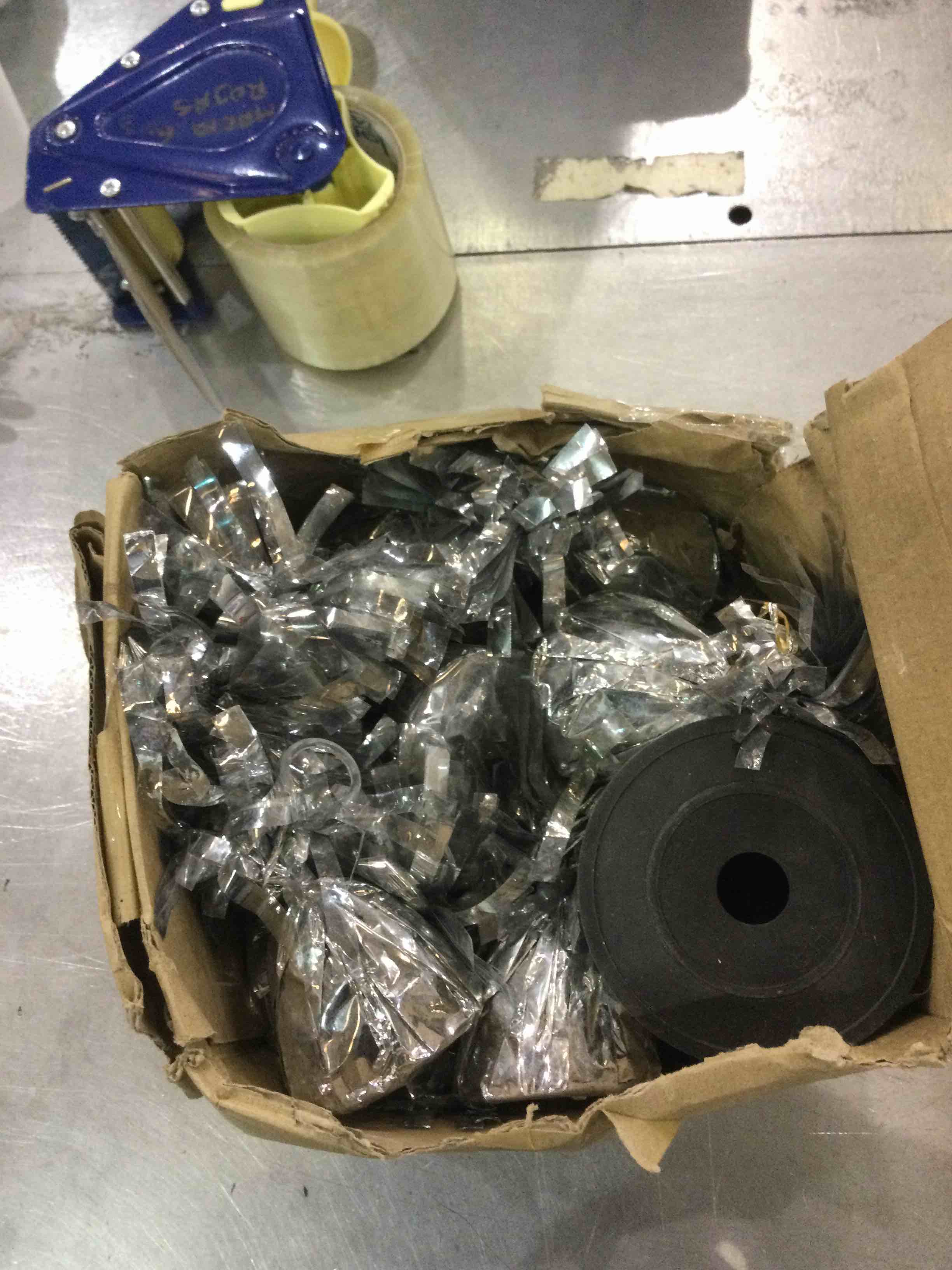 https://s3.amazonaws.com/lotting-images-prod/bidfta/EXS01053854_1705006964819.jpeg