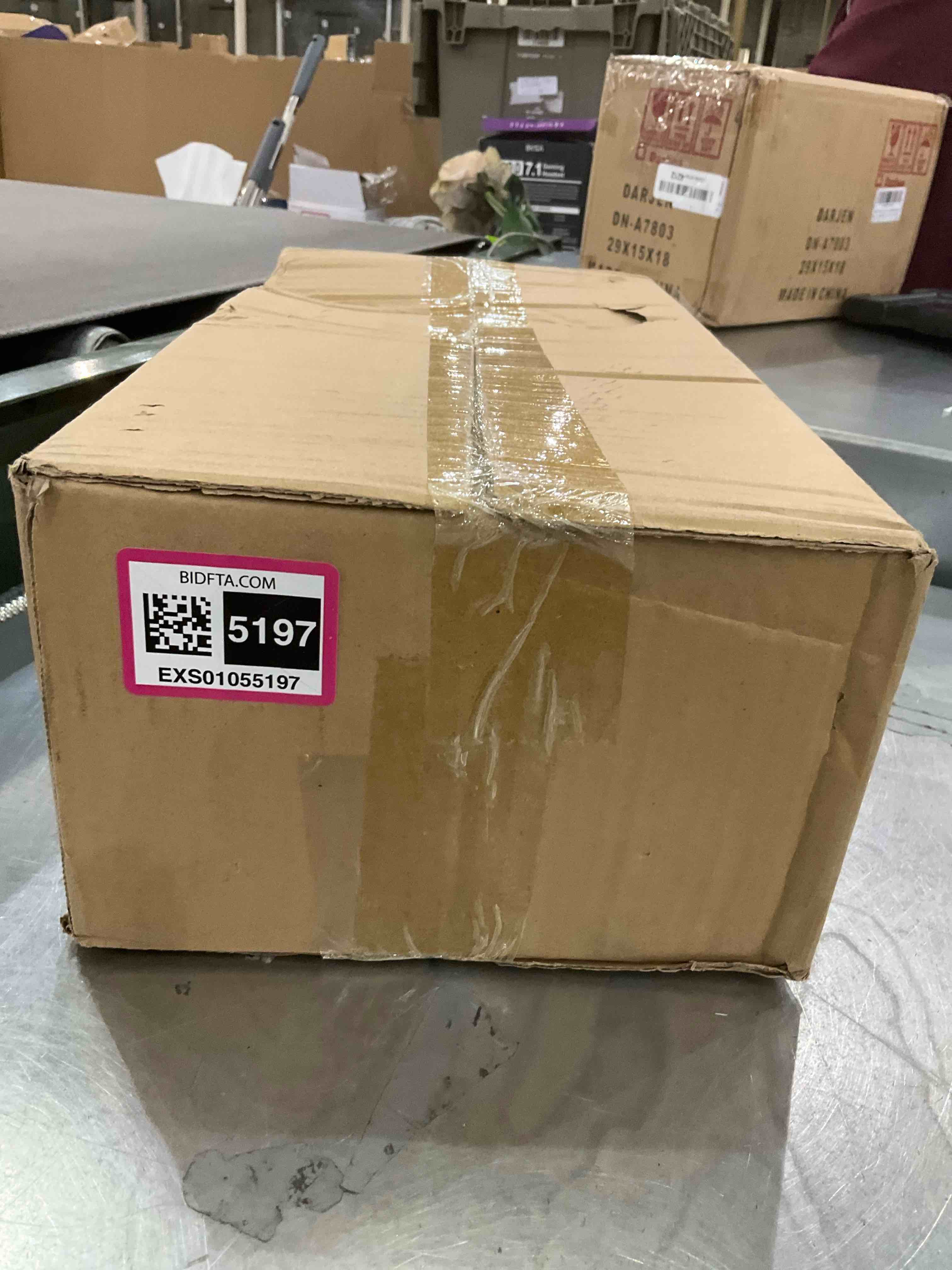 https://s3.amazonaws.com/lotting-images-prod/bidfta/EXS01055197_1705938975733.jpeg