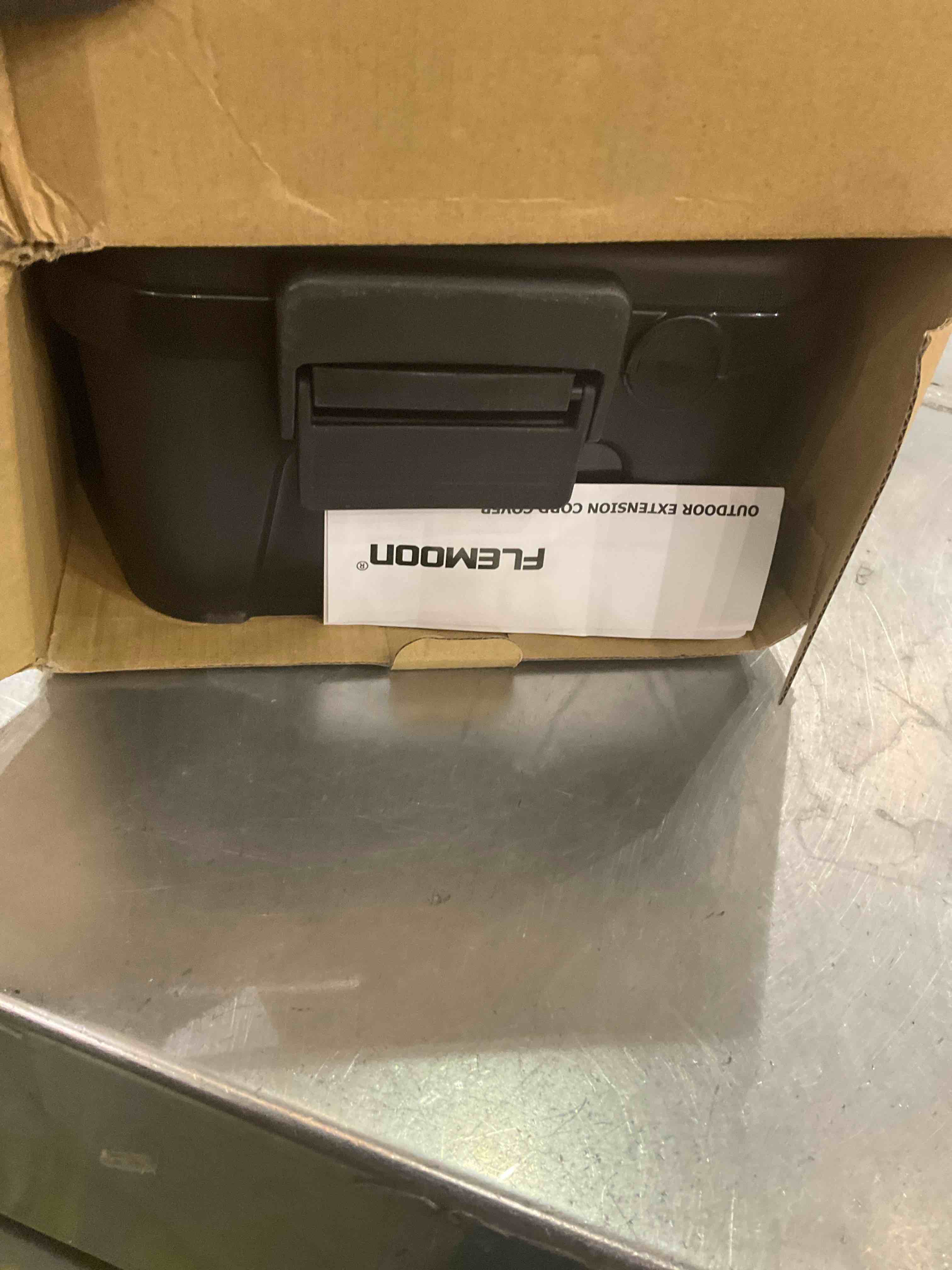 https://s3.amazonaws.com/lotting-images-prod/bidfta/EXS01055222_1705954360569.jpeg
