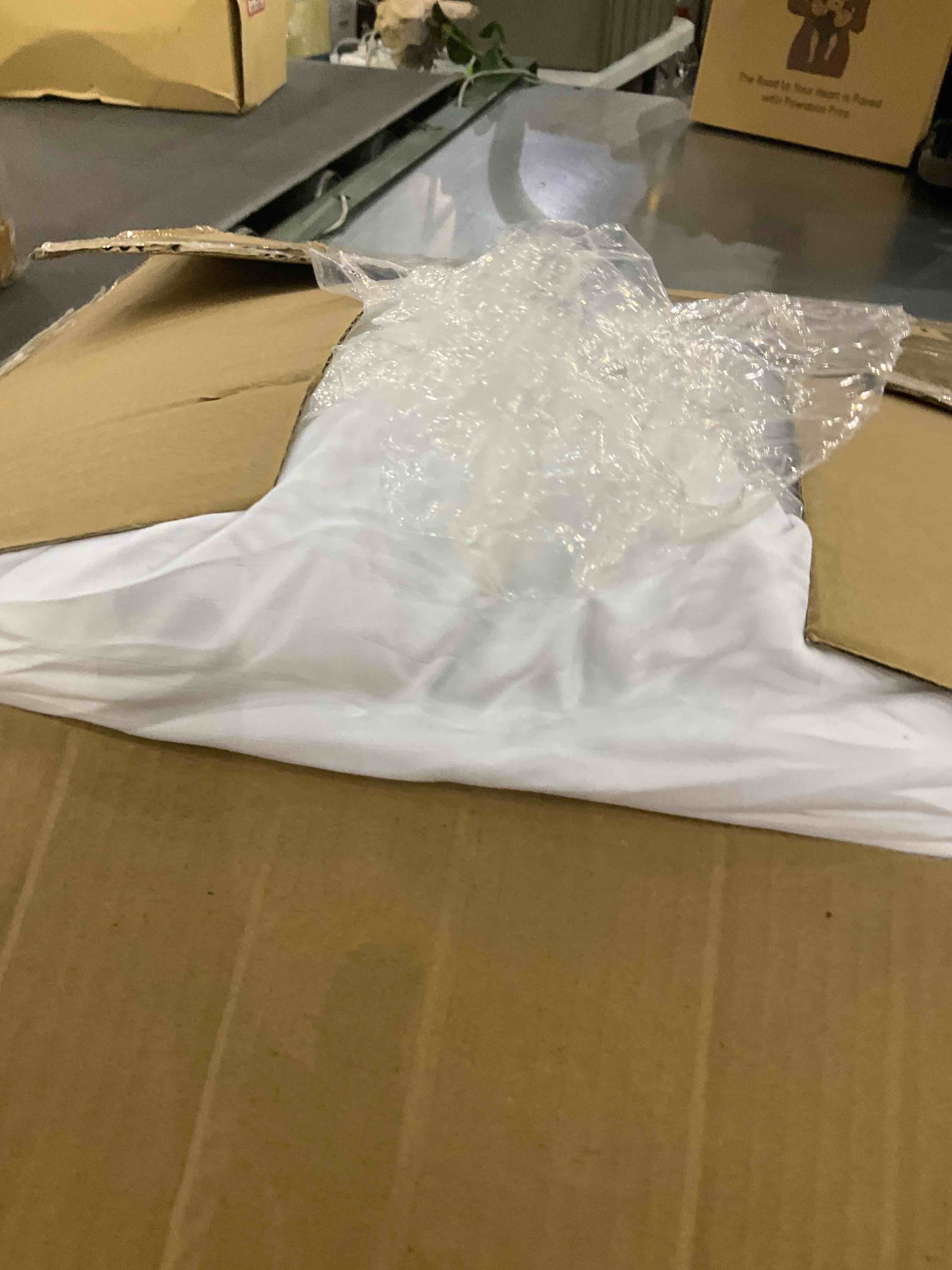 https://s3.amazonaws.com/lotting-images-prod/bidfta/EXS01055285_1706013280474.jpeg
