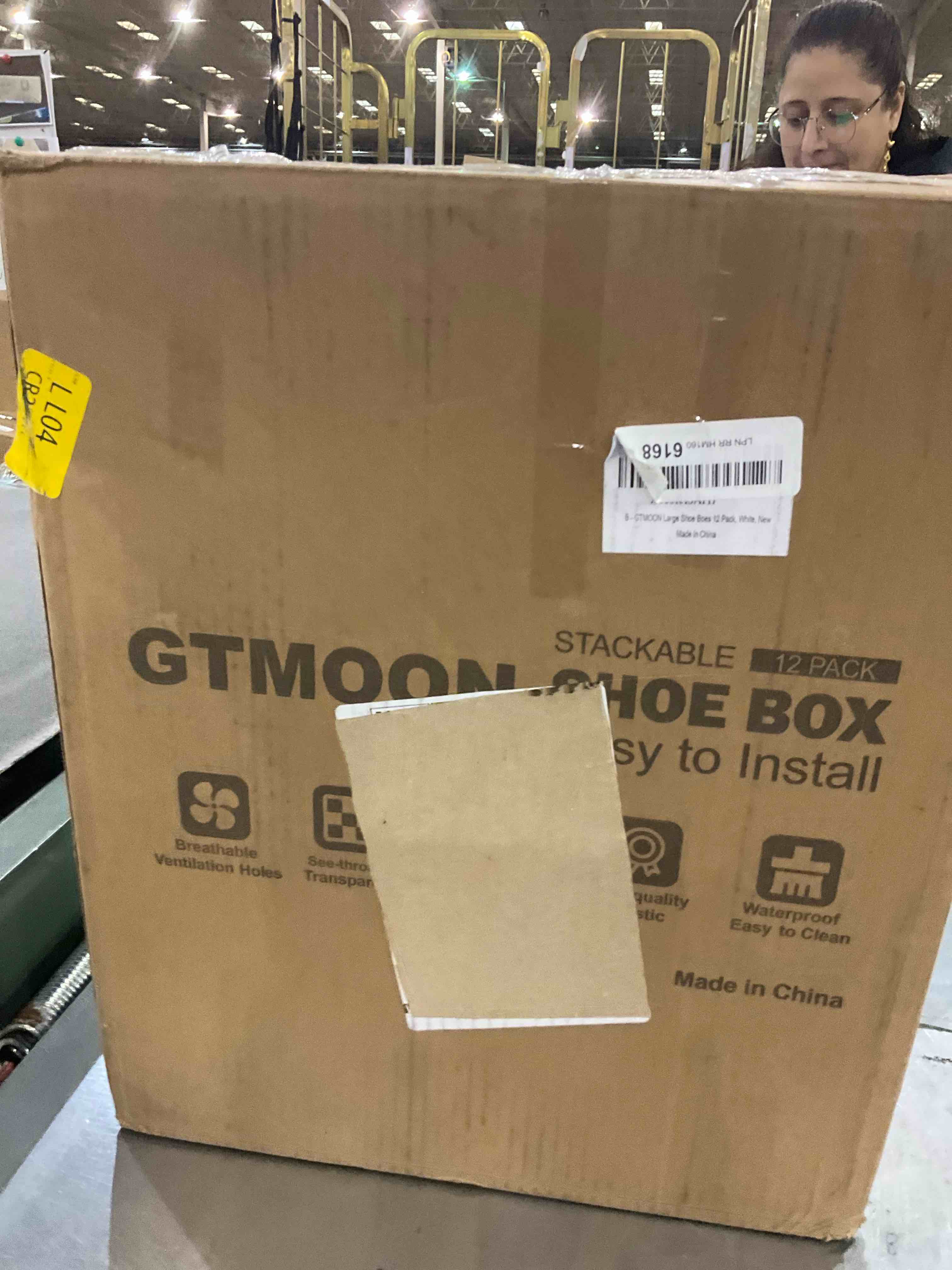 B - GTMOON Large Shoe Boes 12 Pack, White,